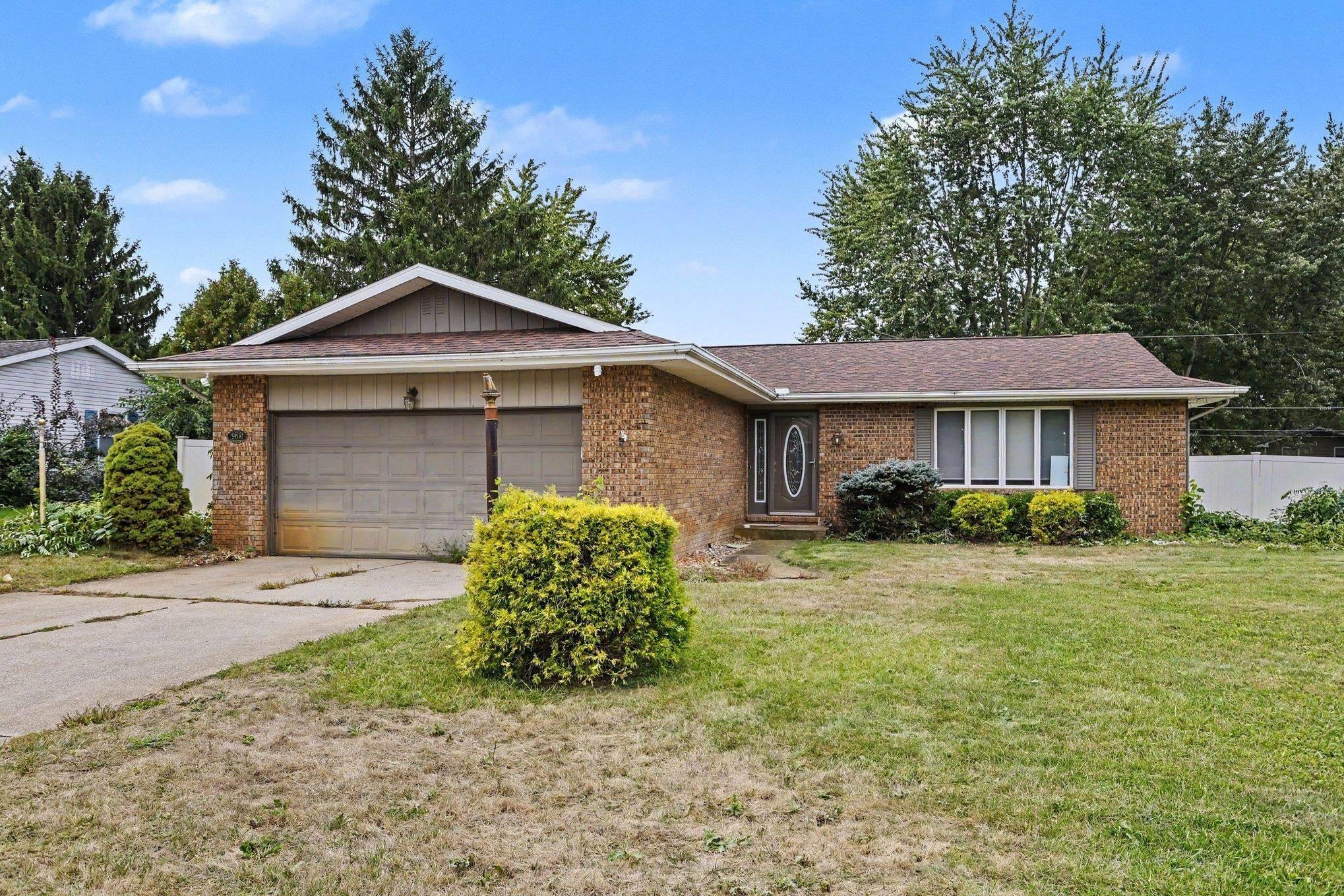 Peppermint Dr, Elkhart, IN 46517