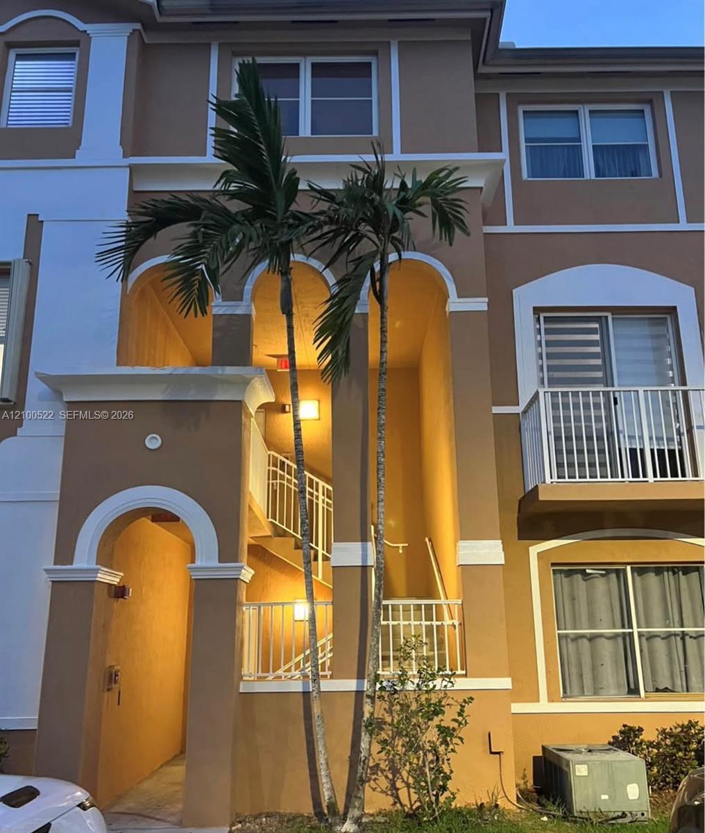 Nw 73rd Ave, Hialeah, FL 33015