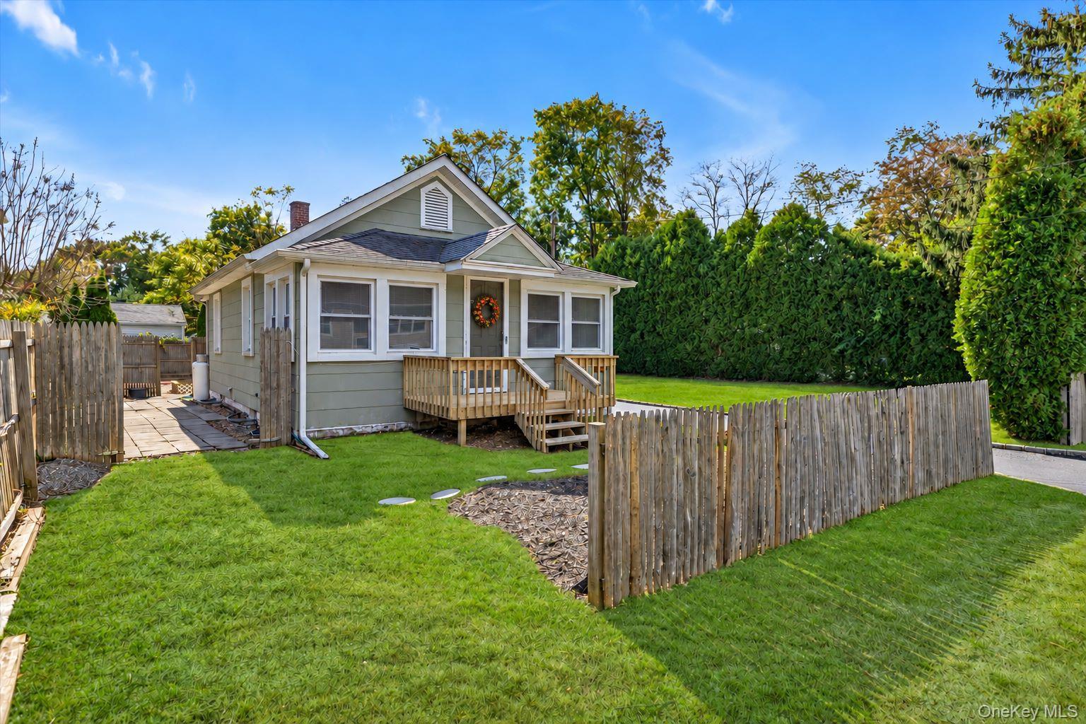 Rockne St, Huntington, NY 11743