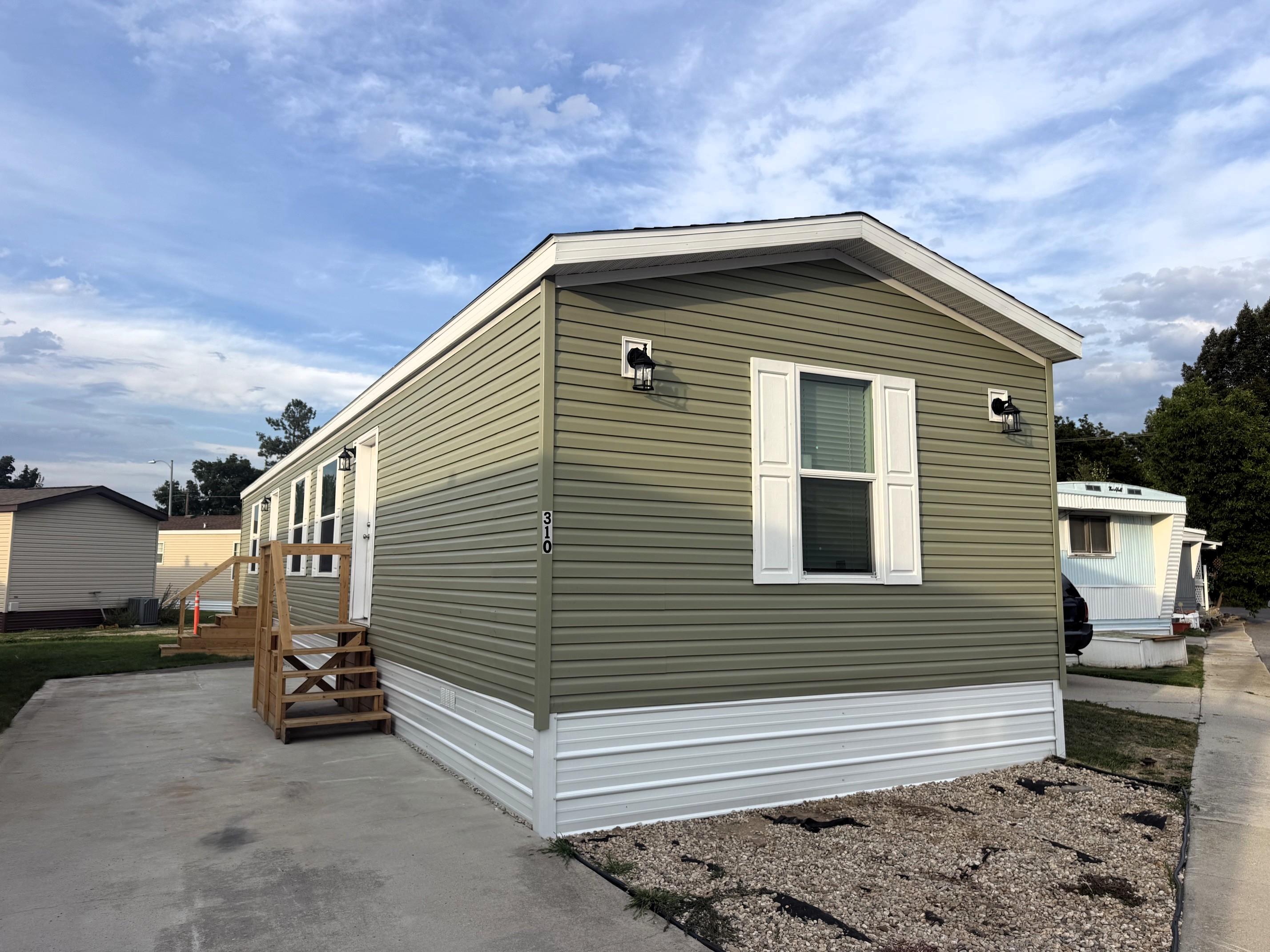 Harbison Dr, Hamilton, MT 59840