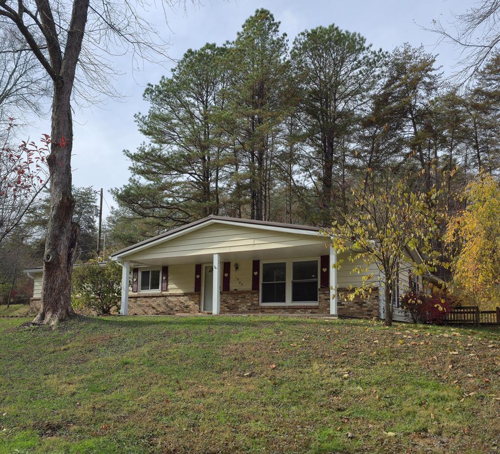 Hard Scrapple Rd, Wellston, OH 45692