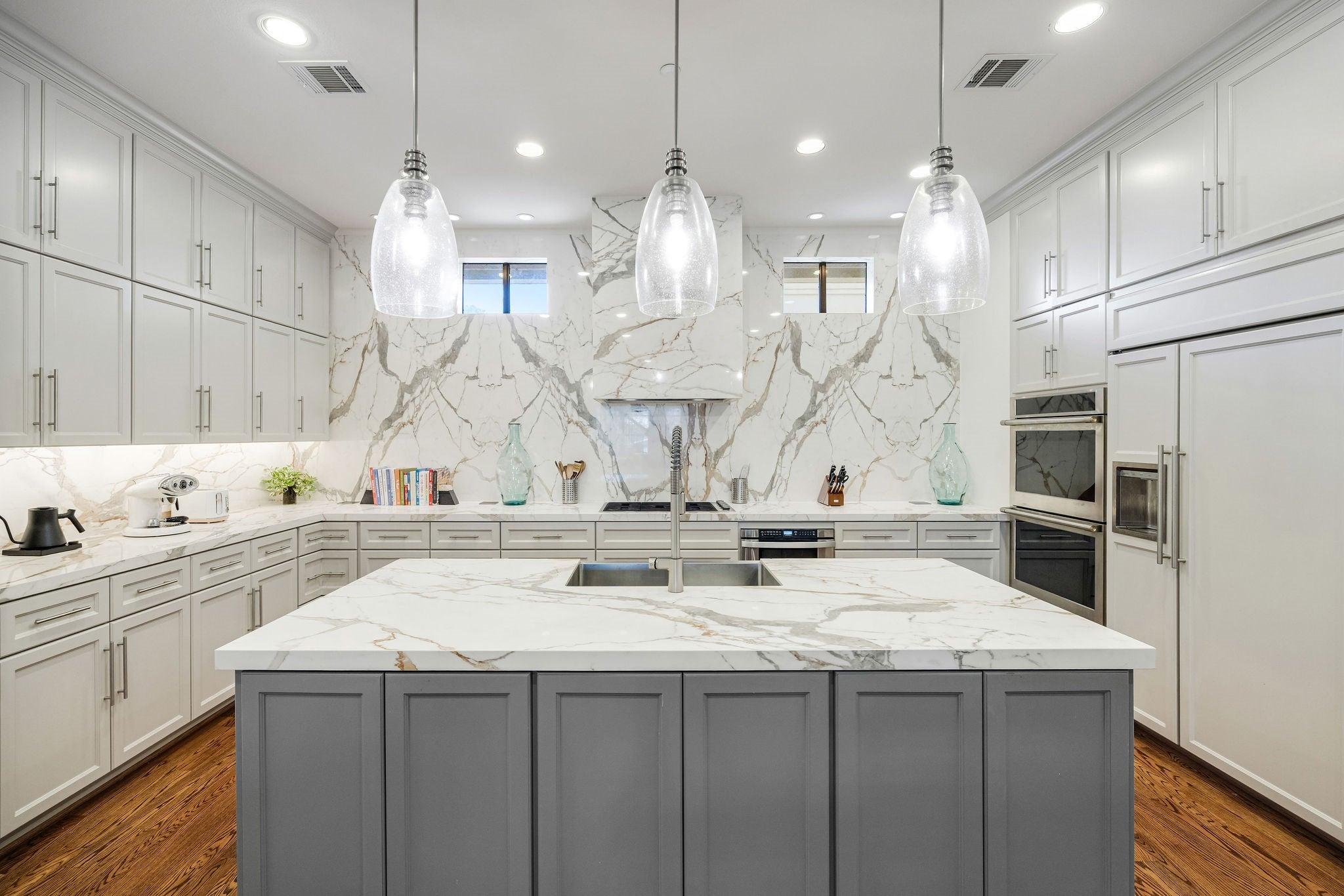 Commonwealth St, Houston, TX 77006
