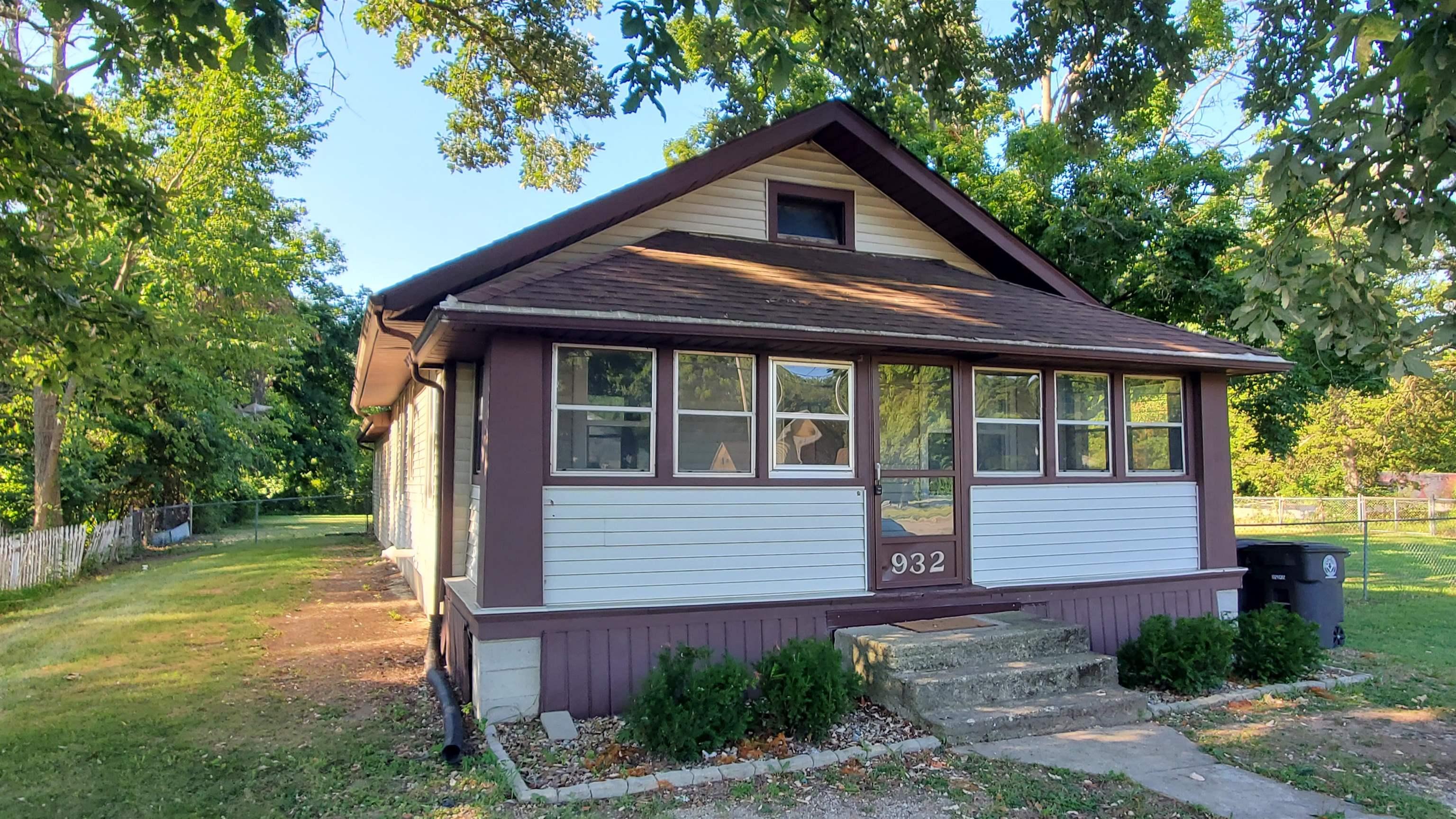 E Paulding Rd, Fort Wayne, IN 46816