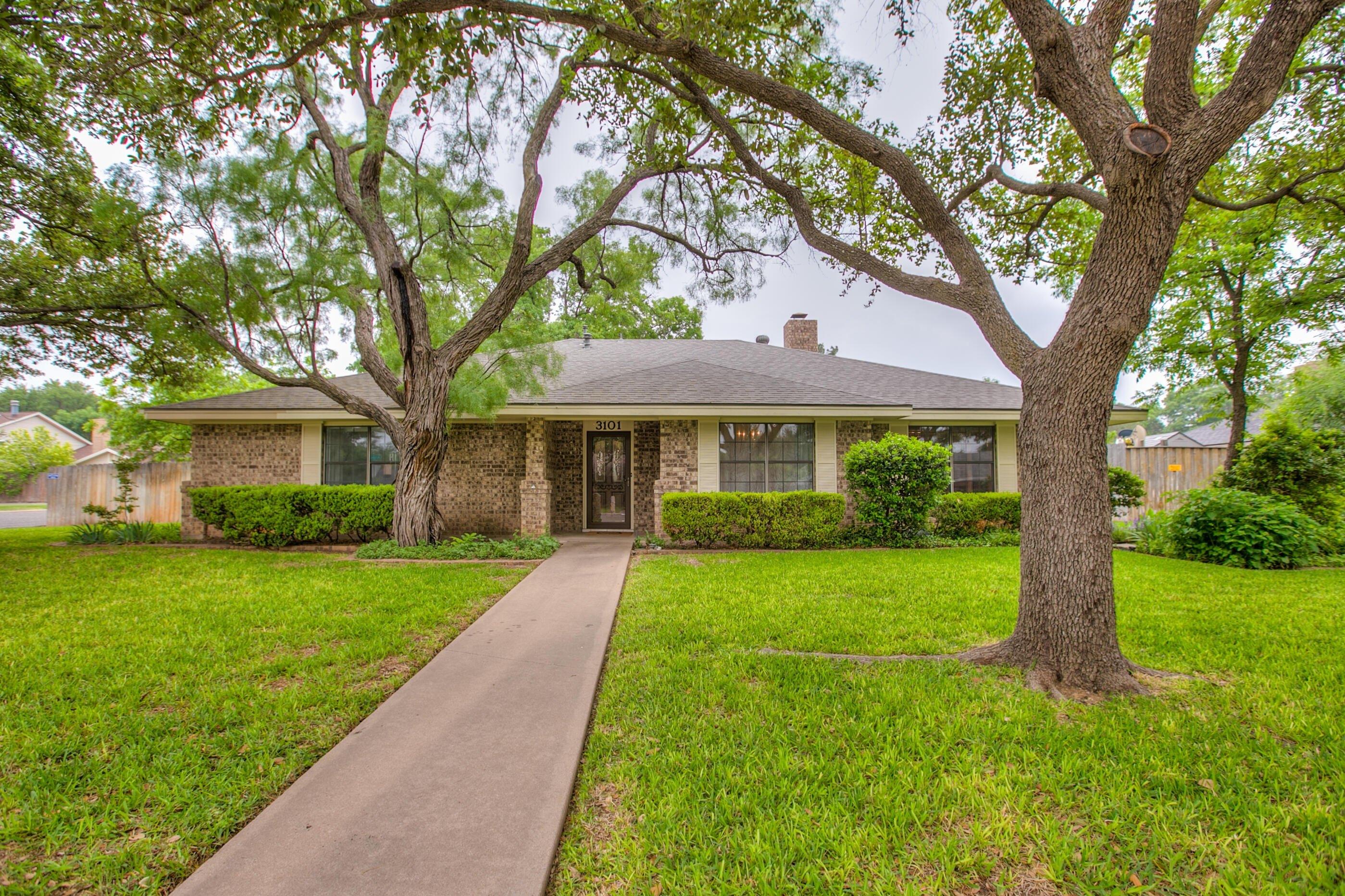 Alta Vista Ln, San Angelo, TX 76904