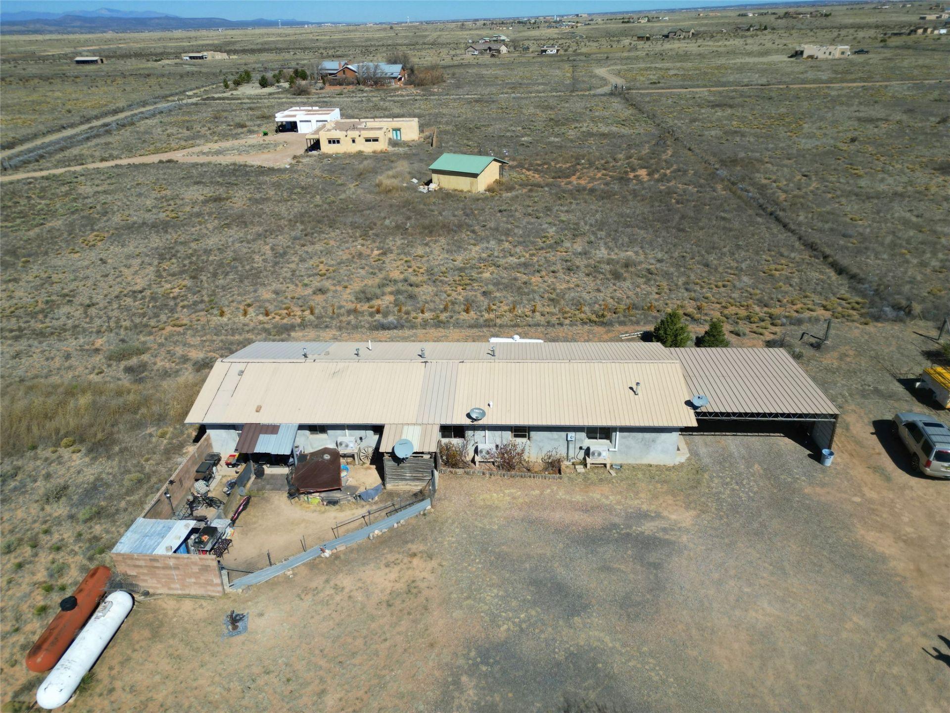 Turquoise Trail Ct, Santa Fe, NM 87508