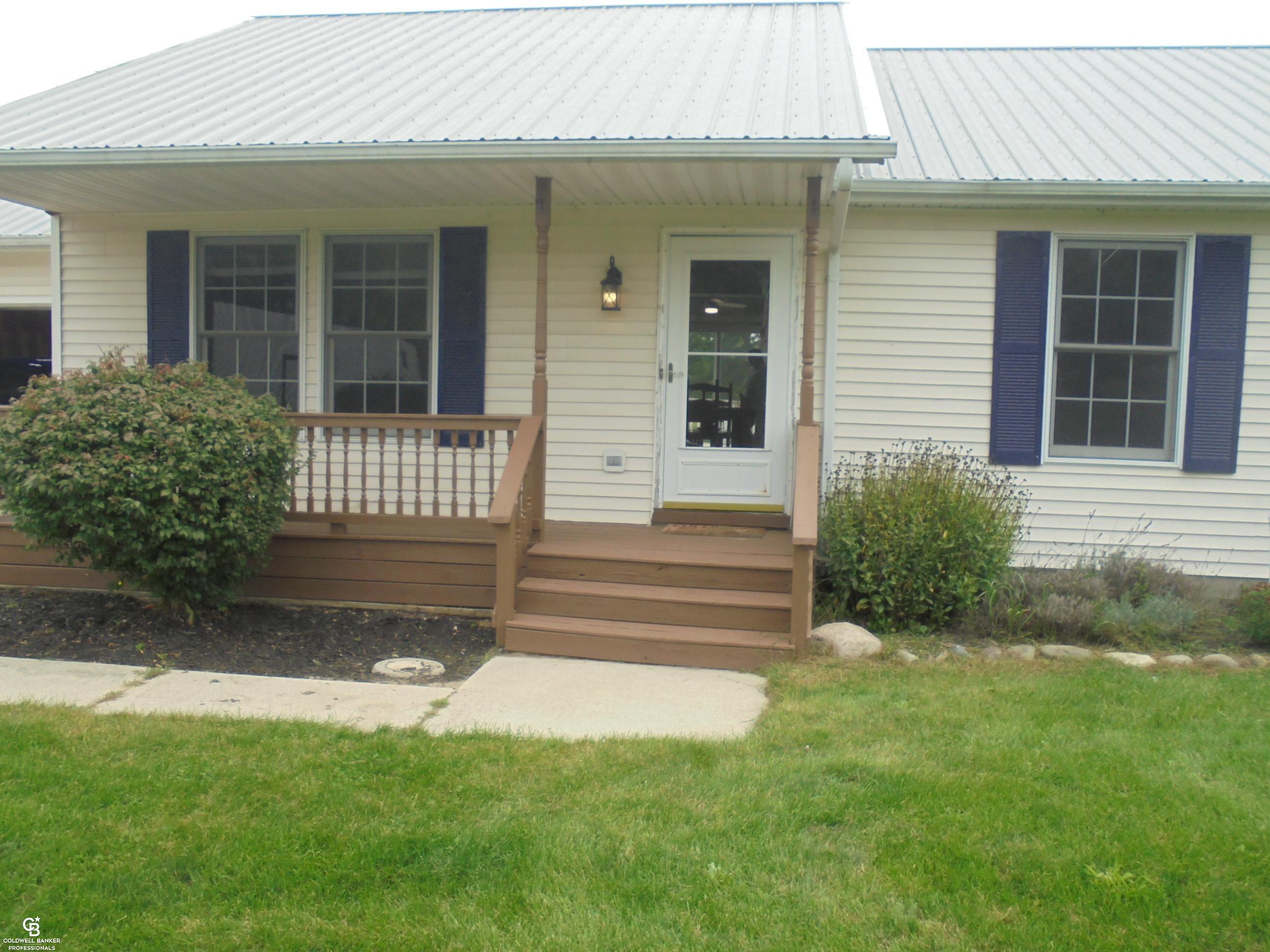 Cove Rd, Wales, MI 48027