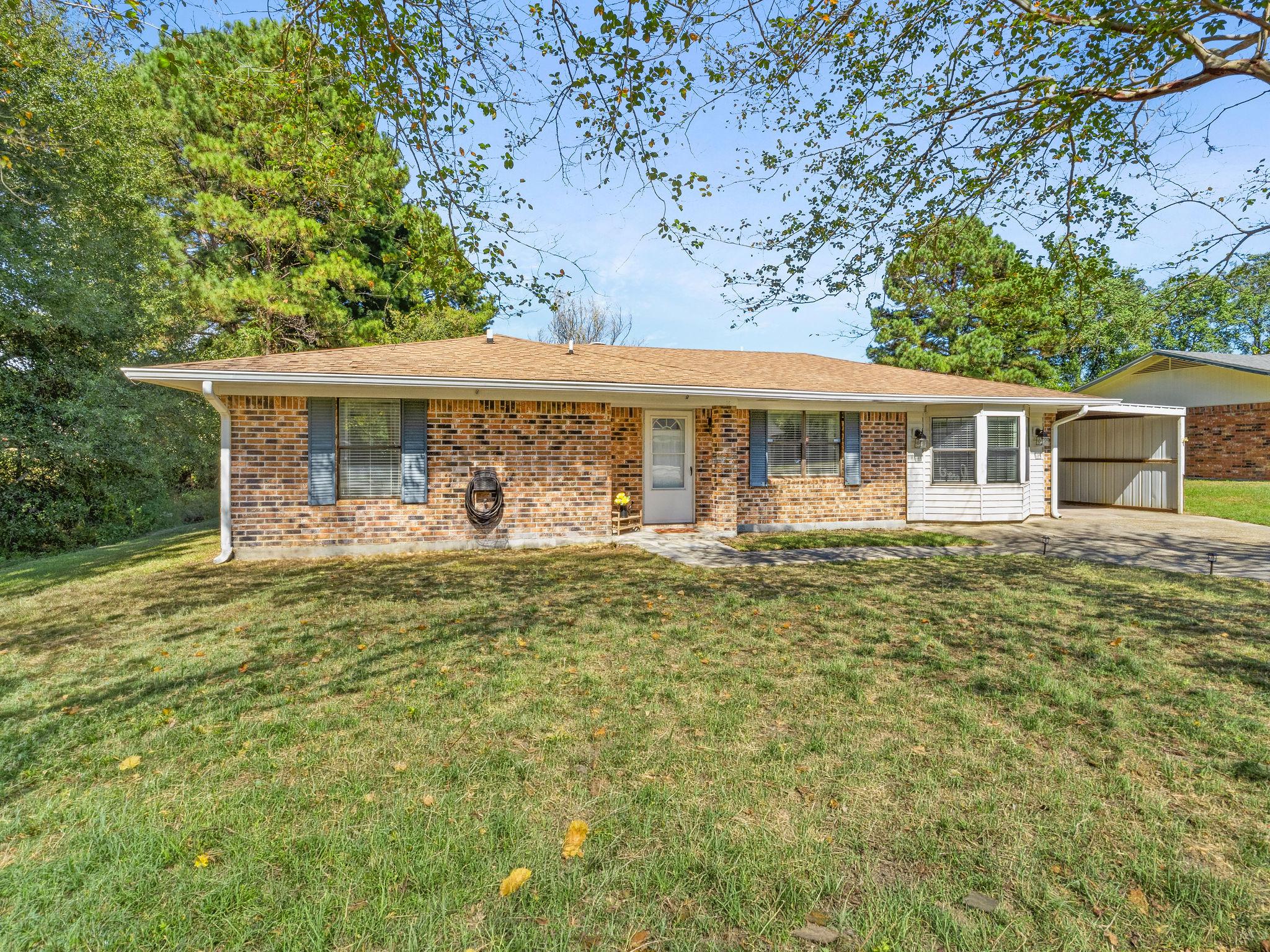 Raymond Dr, New Llano, LA 71461