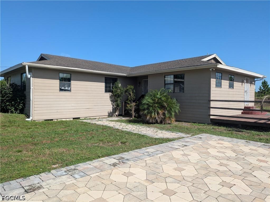 Foxdale Ave, Lehigh Acres, FL 33974