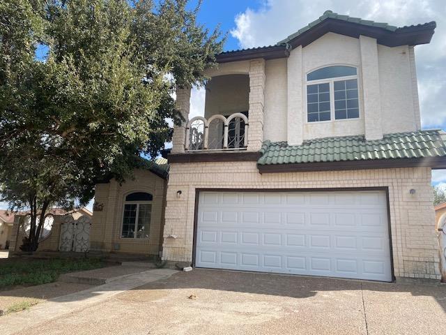 Knoll Ave, Laredo, TX 78045
