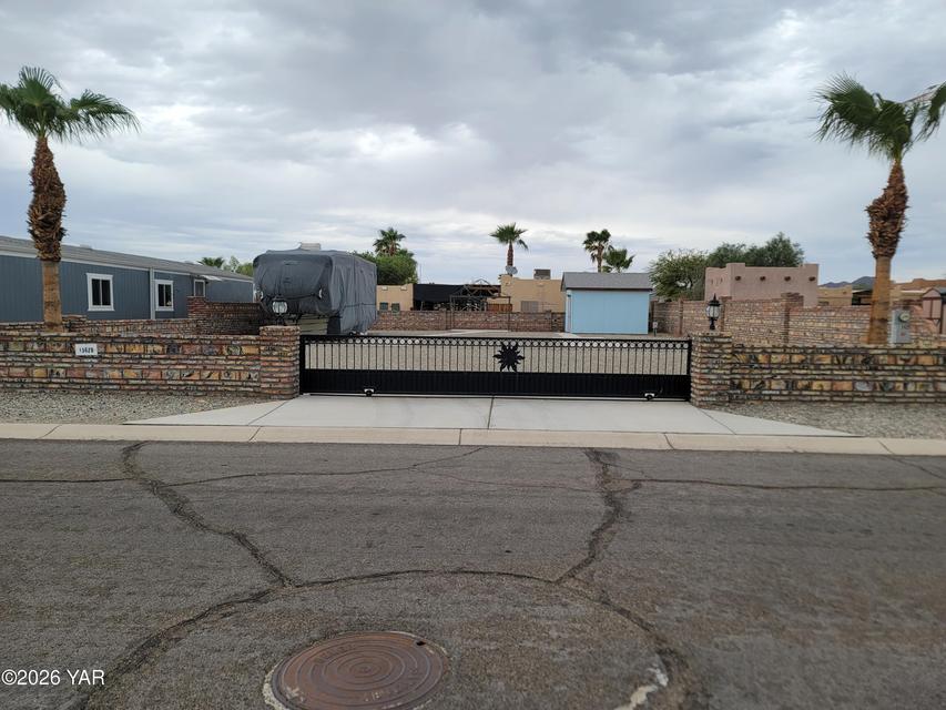 E 54th St, Yuma, AZ 85367