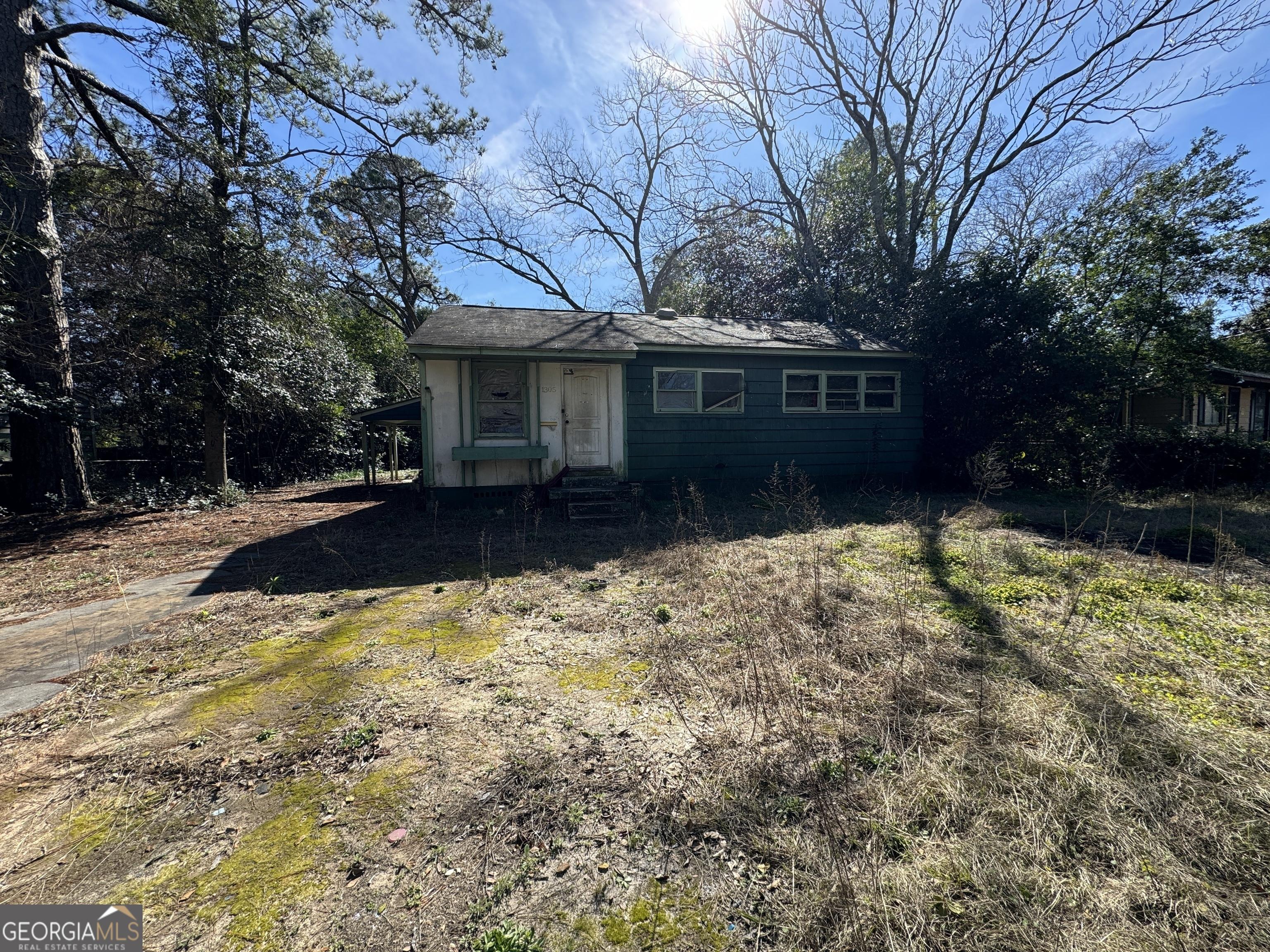 Laura Ave, Warner Robins, GA 31088