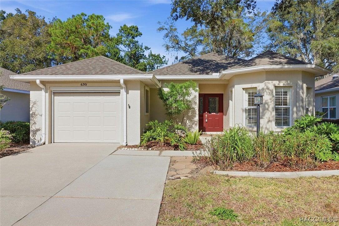 W Glynborne Loop, Crystal River, FL 34429