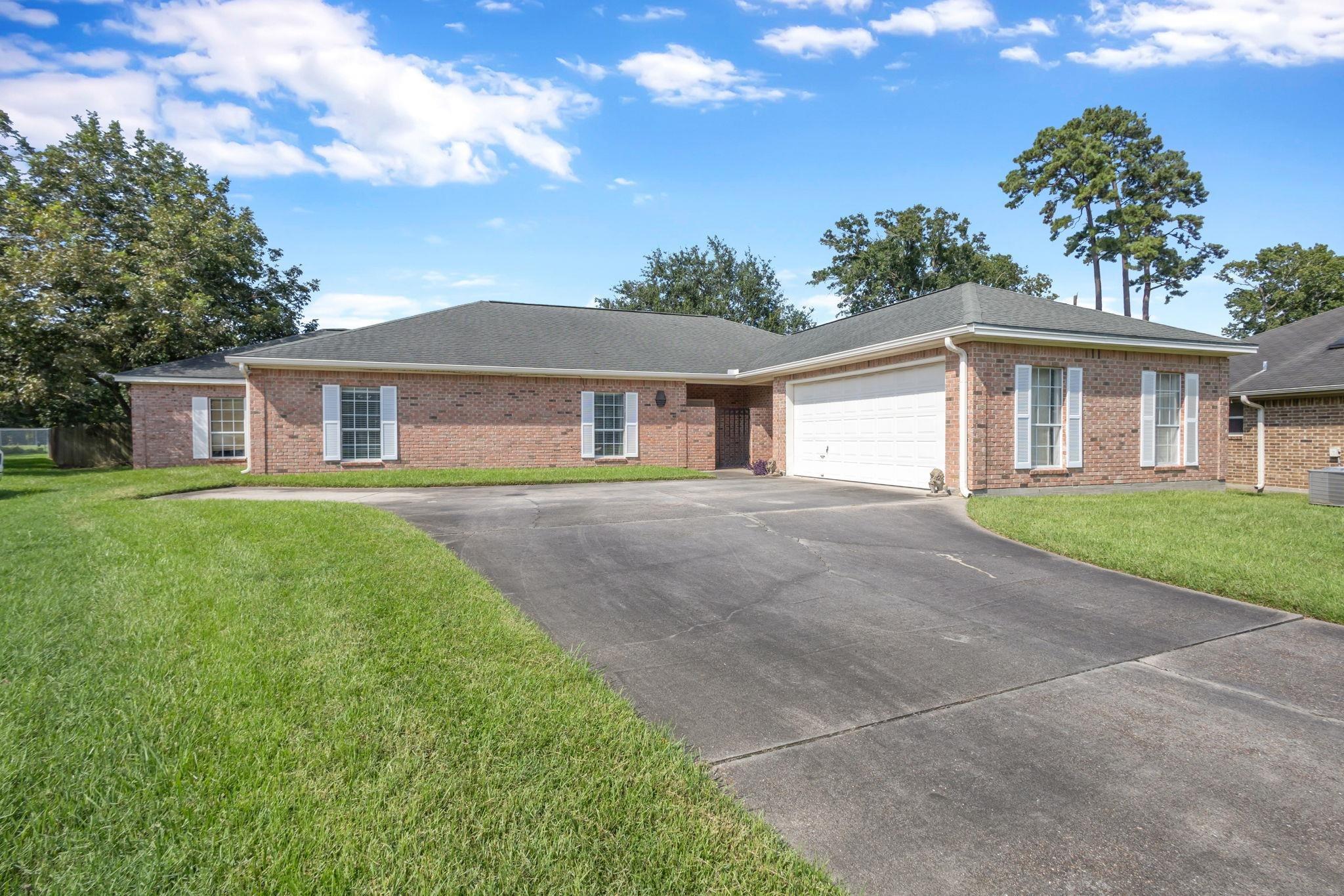 Reagan St, Beaumont, TX 77706