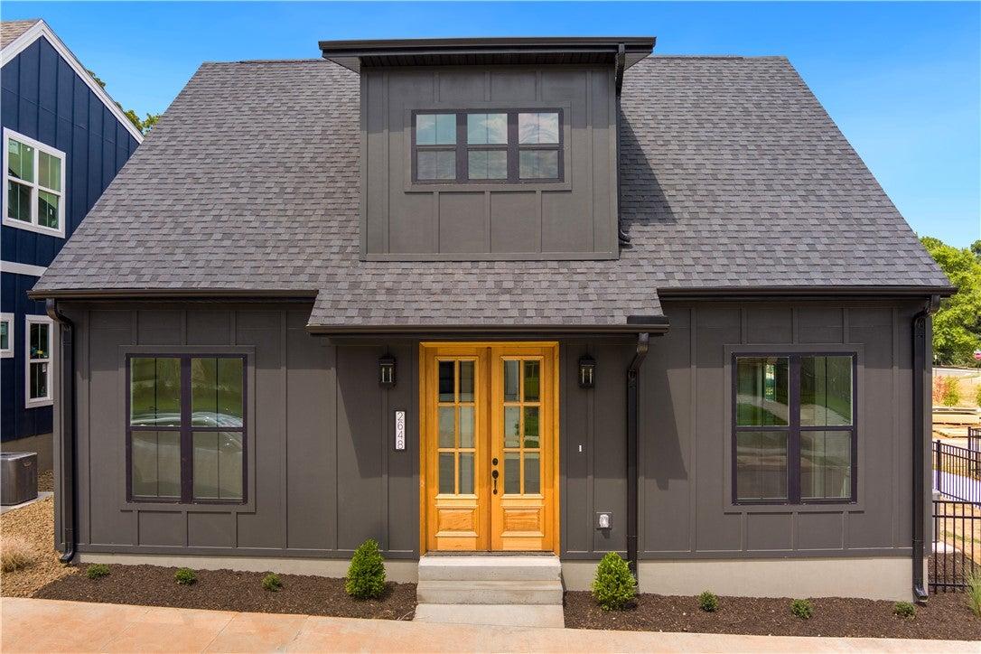 N Gulley Grove Cir, Fayetteville, AR 72703