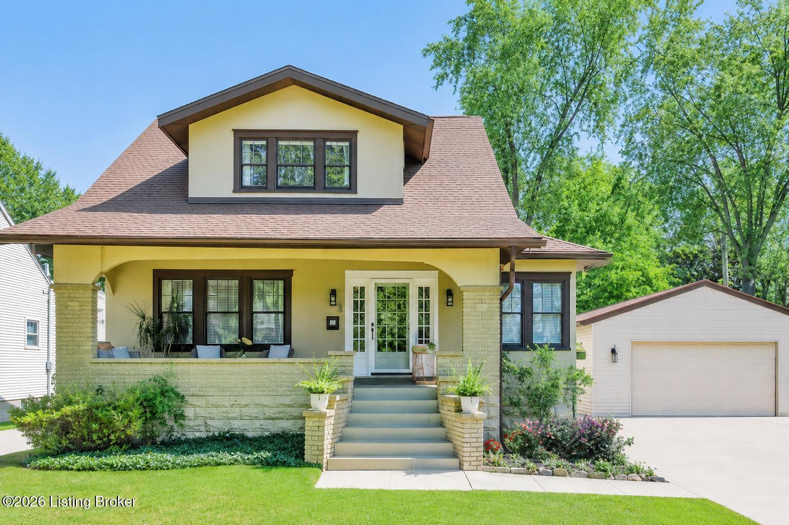 Cardinal Dr, Louisville, KY 40213