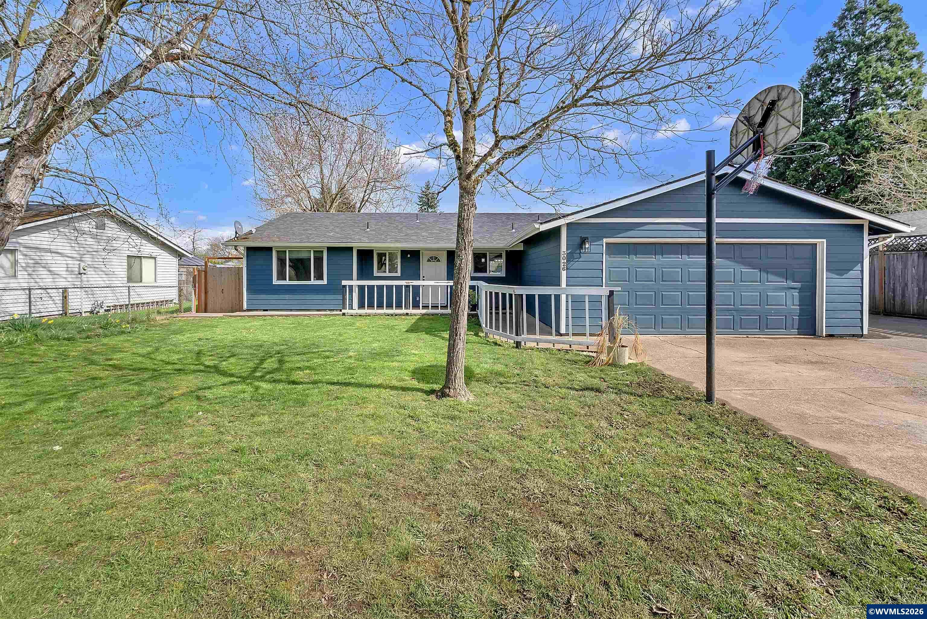 Ella Ln Ne, Salem, OR 97305