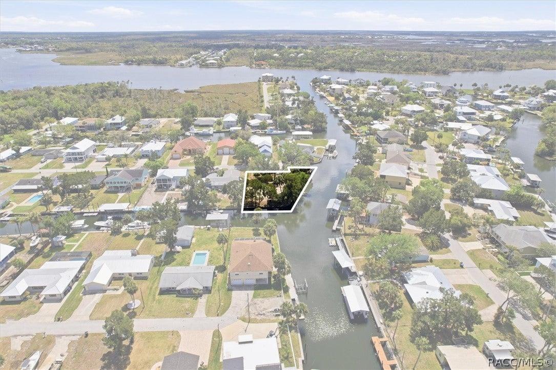Nw 16th St, Crystal River, FL 34428