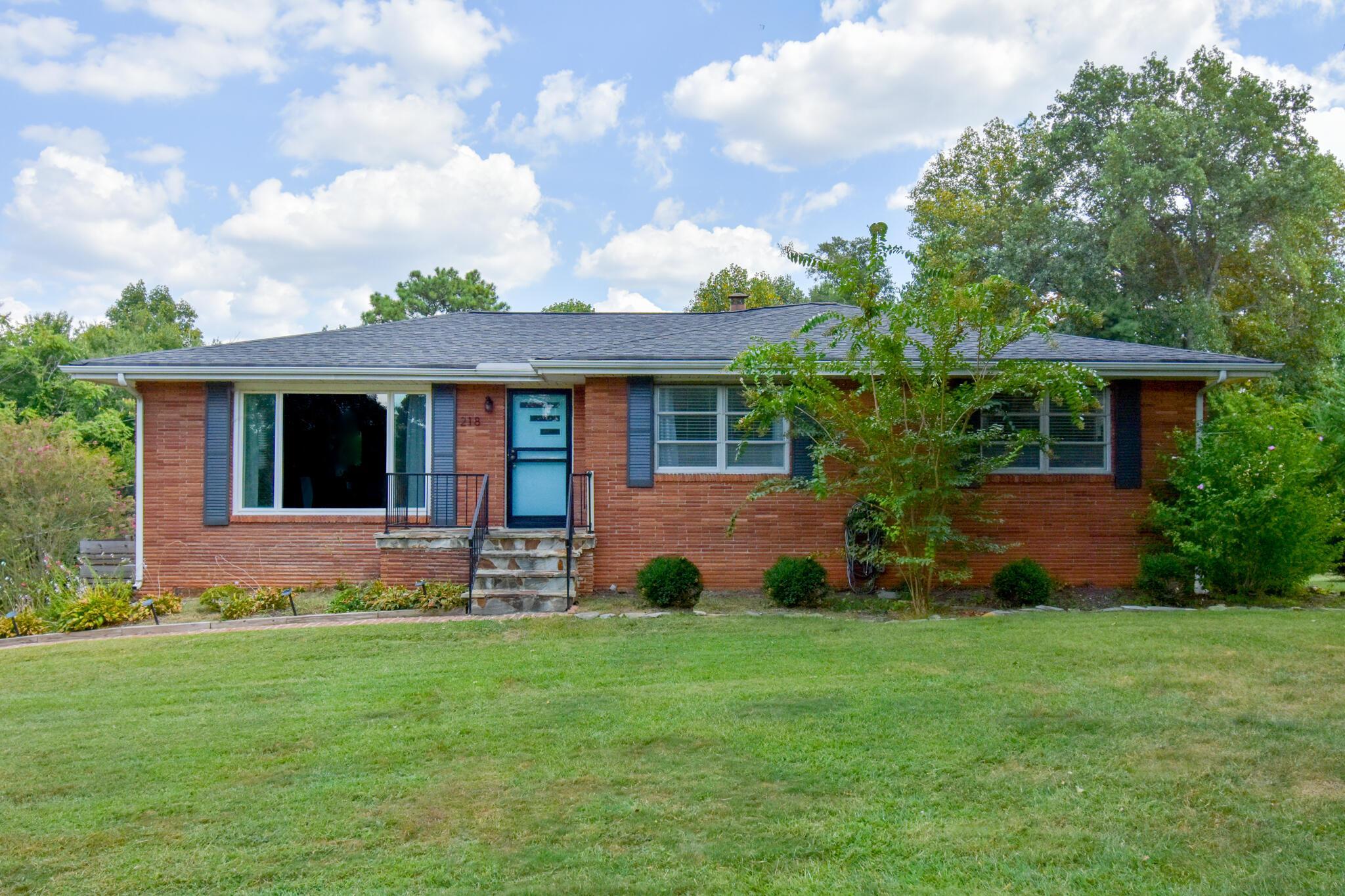 S Mission Ridge Dr, Rossville, GA 30741