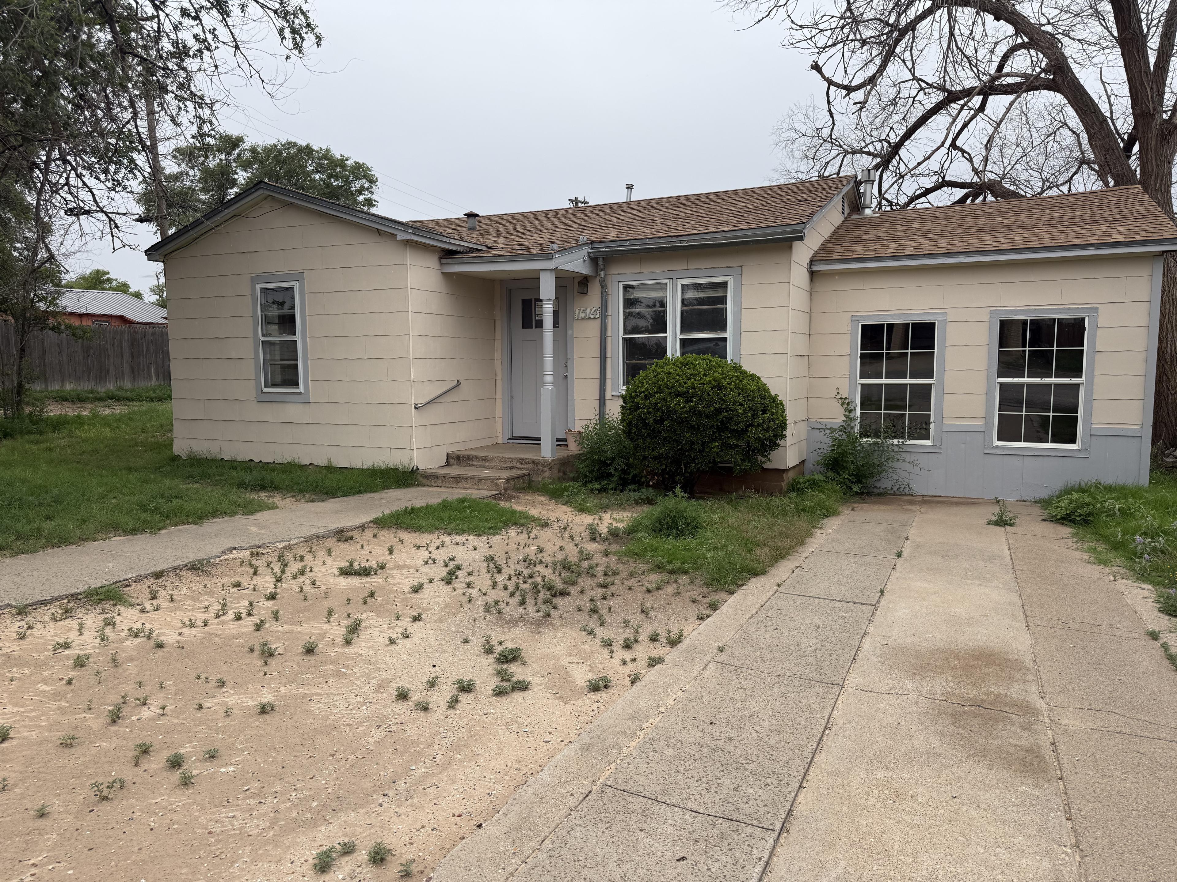 Avenue F, Levelland, TX 79336