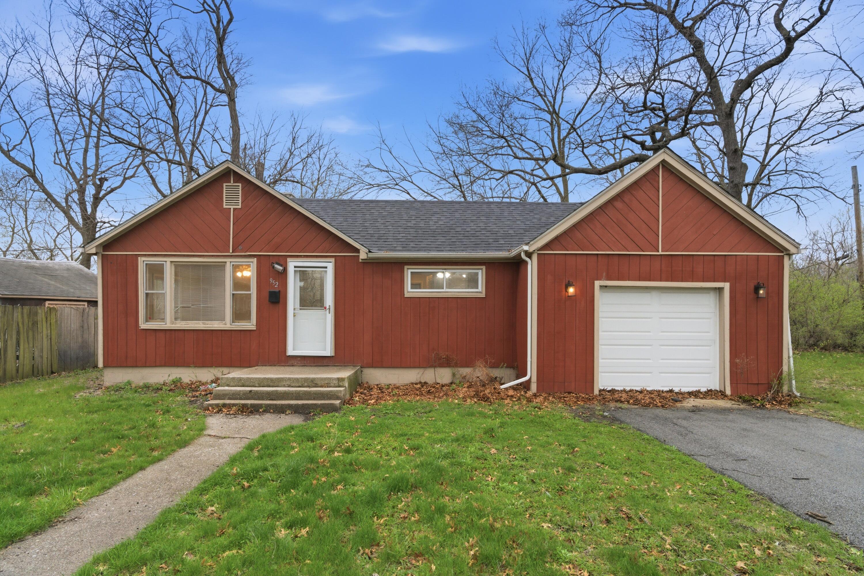 Willard St, Gary, IN 46404