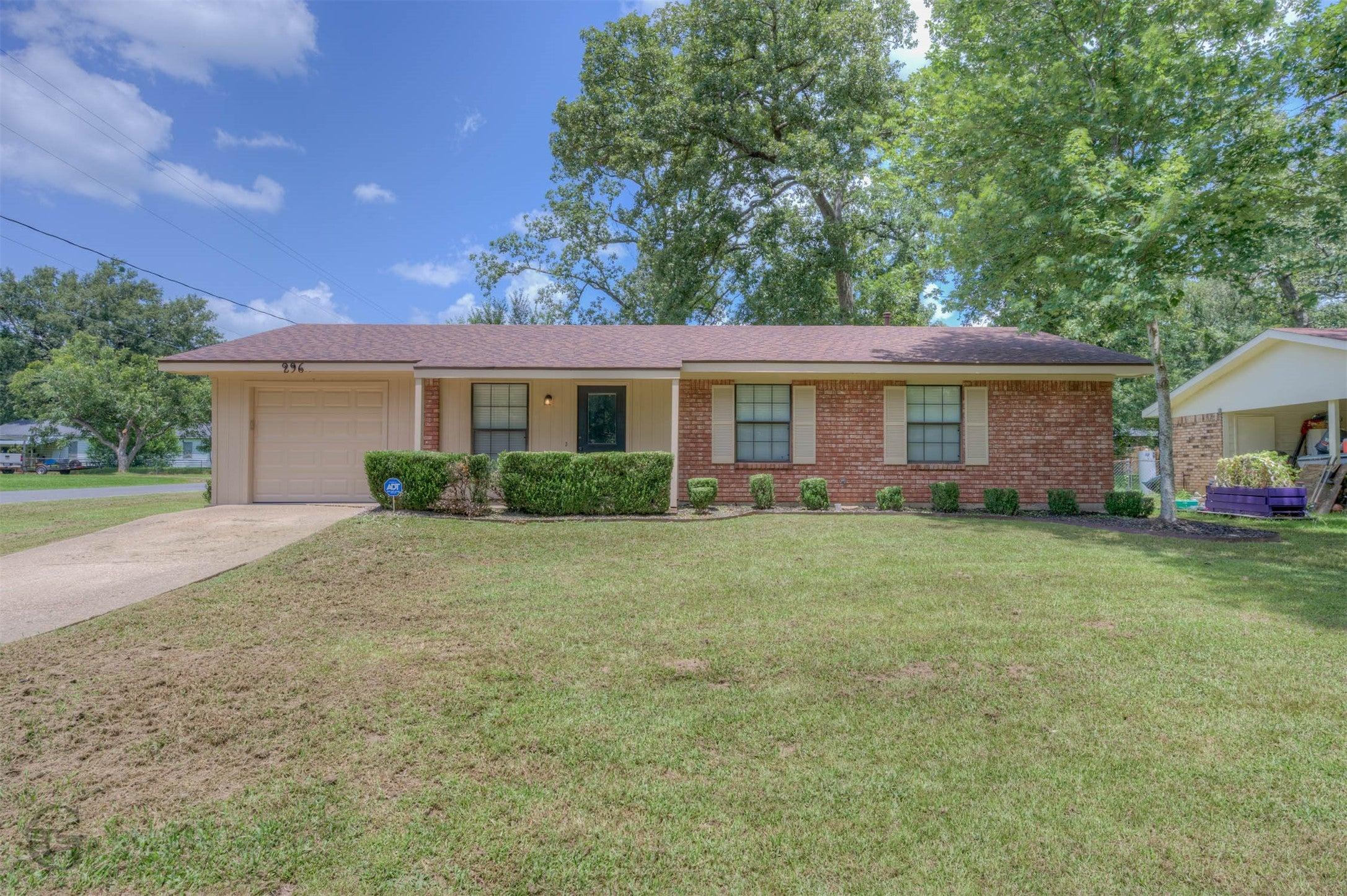 W Birch Ave, Shreveport, LA 71107
