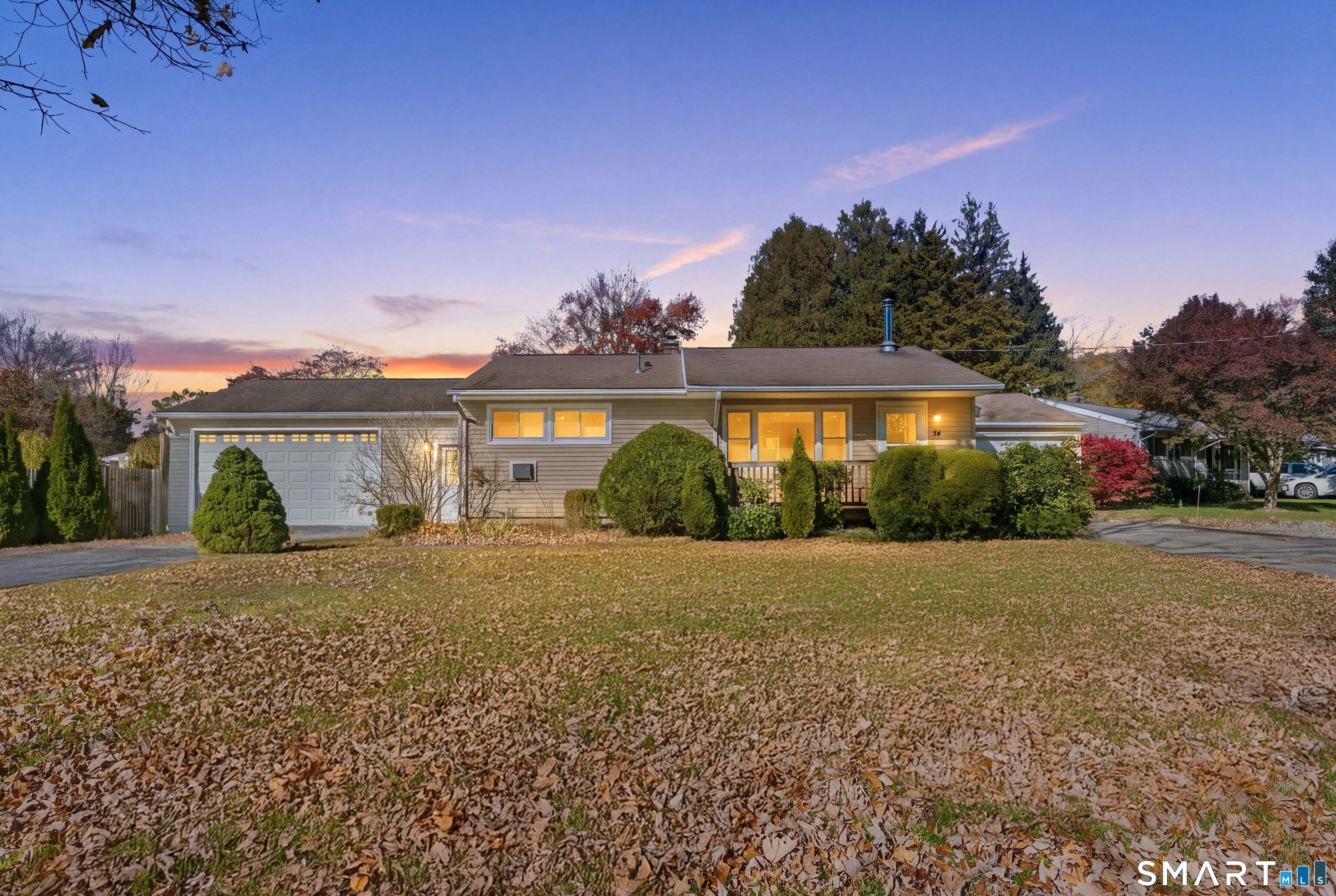 Beacon Manor Cir, Naugatuck, CT 06770