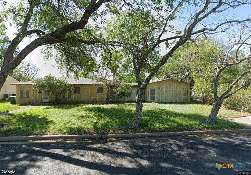 Wisteria Ave, Victoria, TX 77901