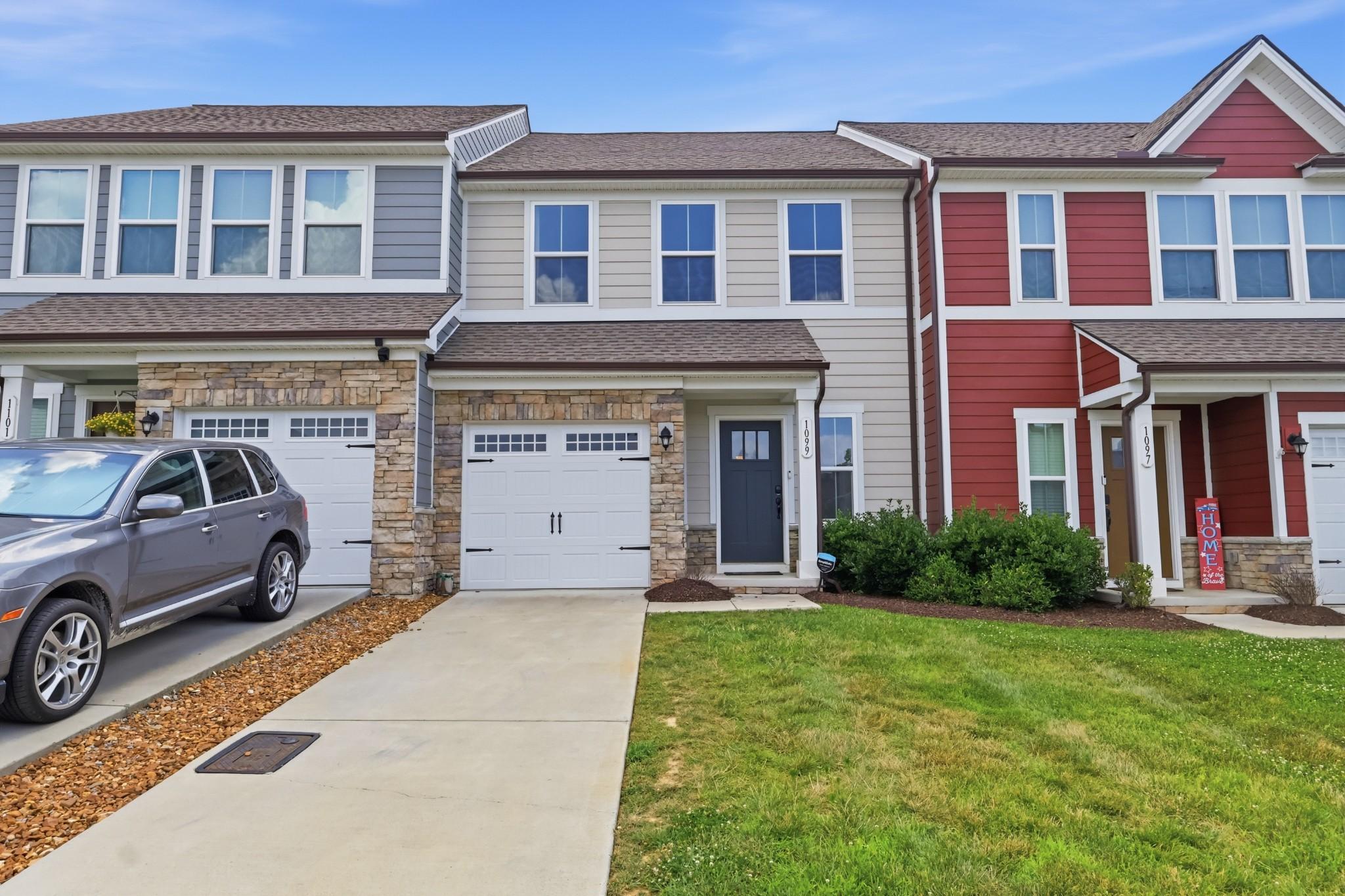 Duncan St, Gallatin, TN 37066