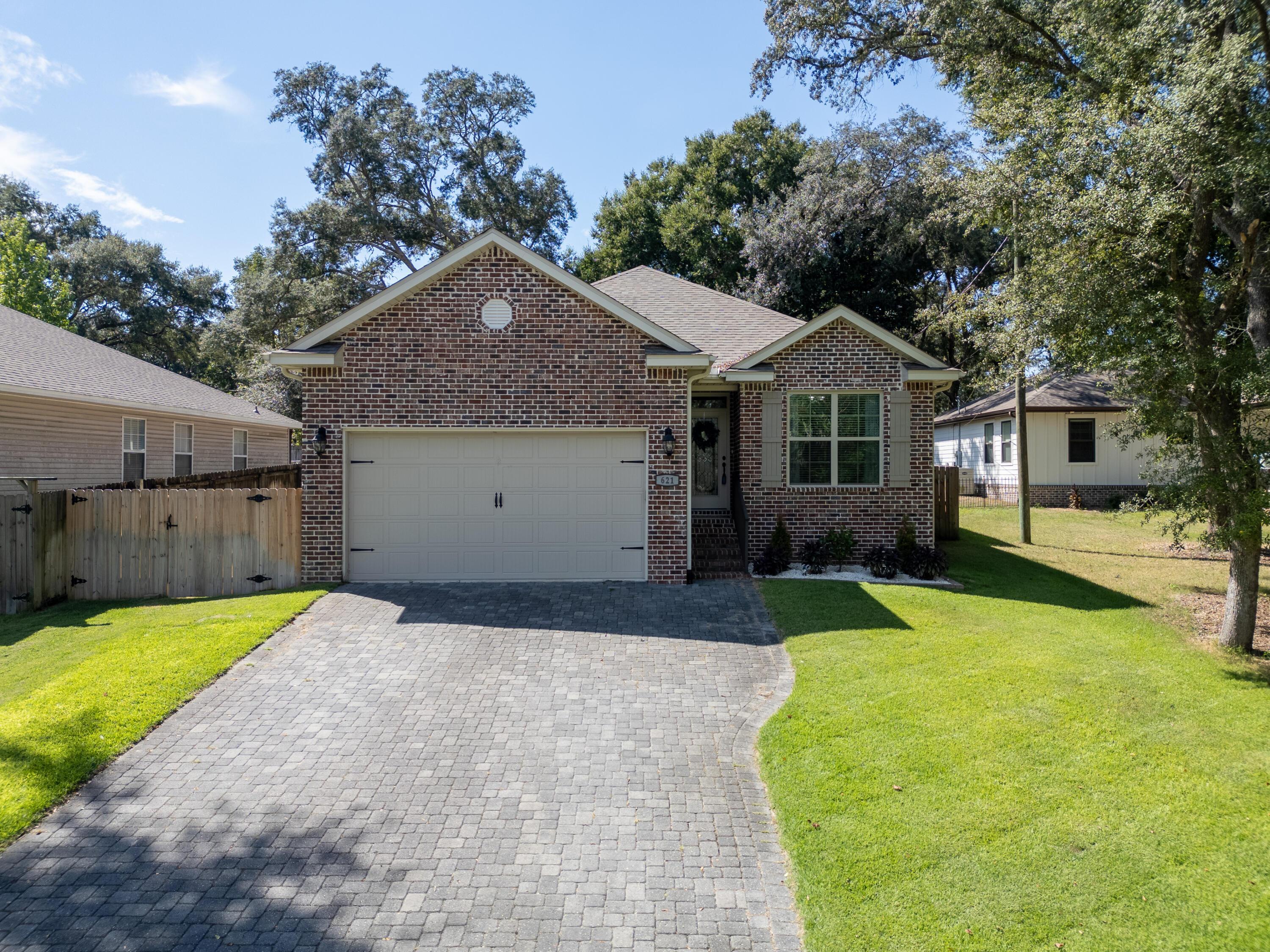 Ivy Ave, Niceville, FL 32578