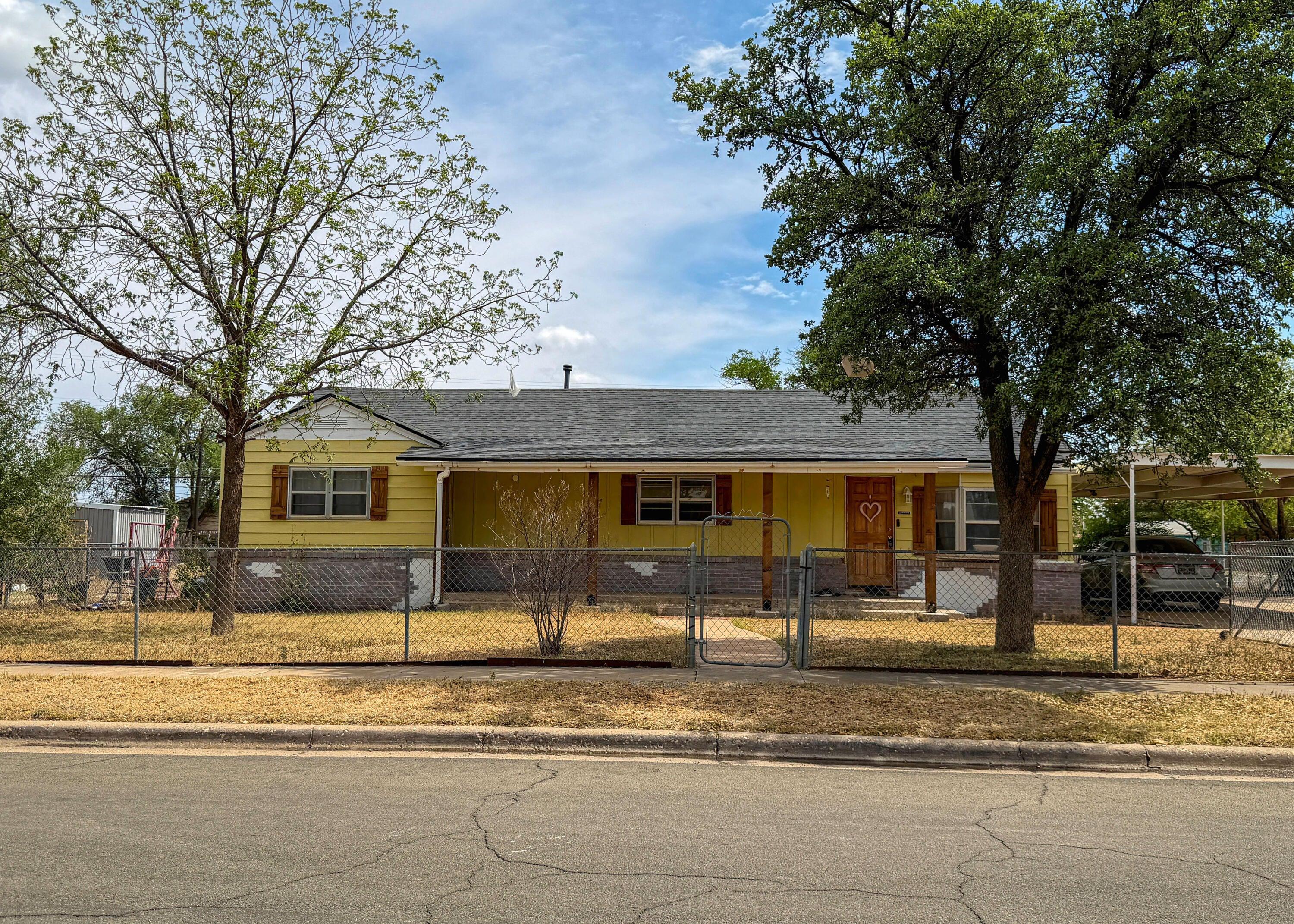 Emory St, Lubbock, TX 79415