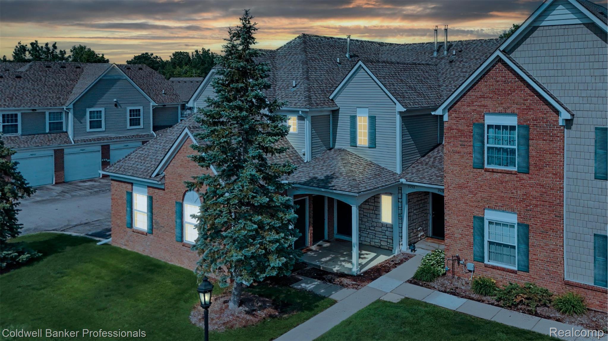 Monarch Dr, Shelby Township, MI 48316