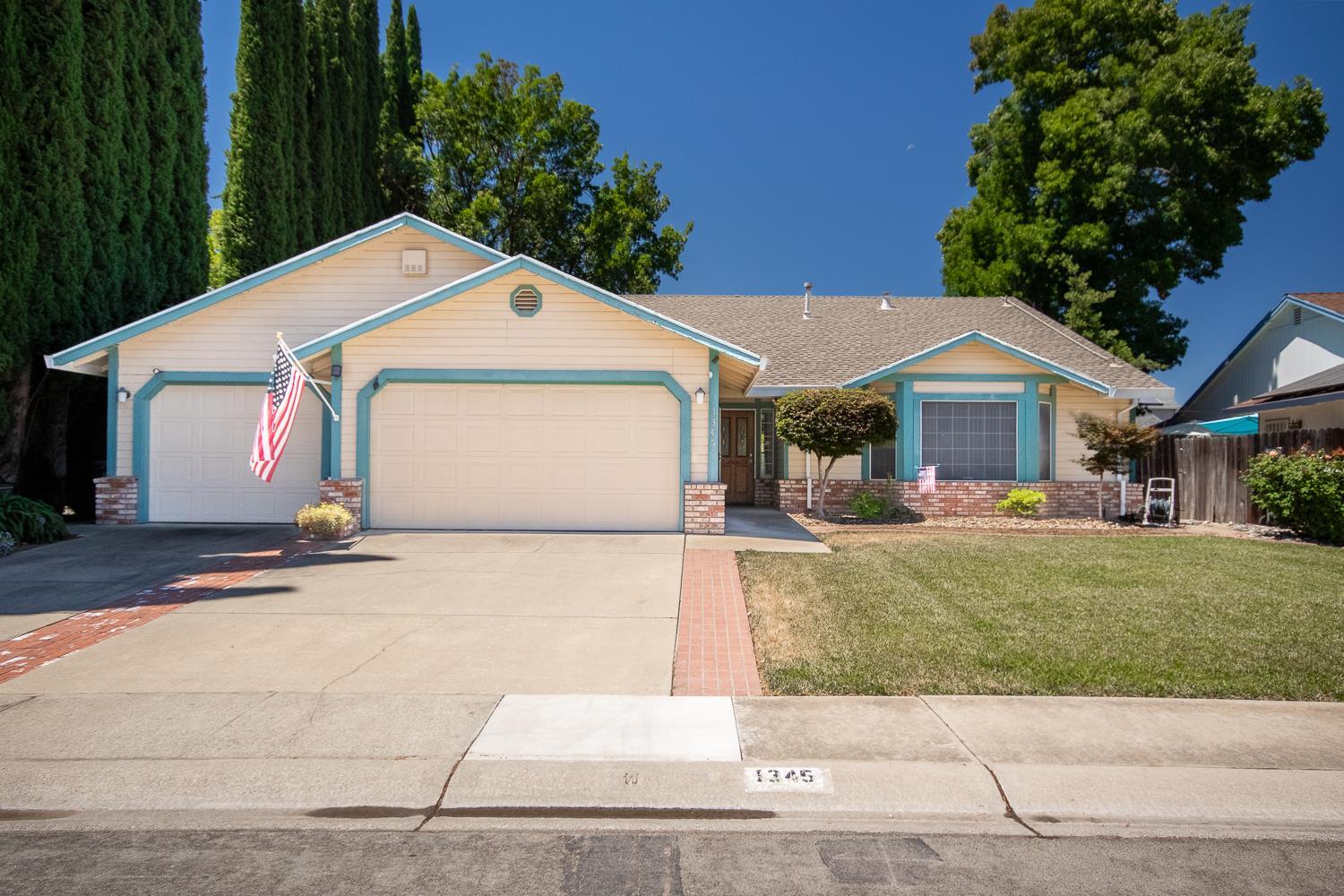 Portola Valley Rd, Yuba City, CA 95993