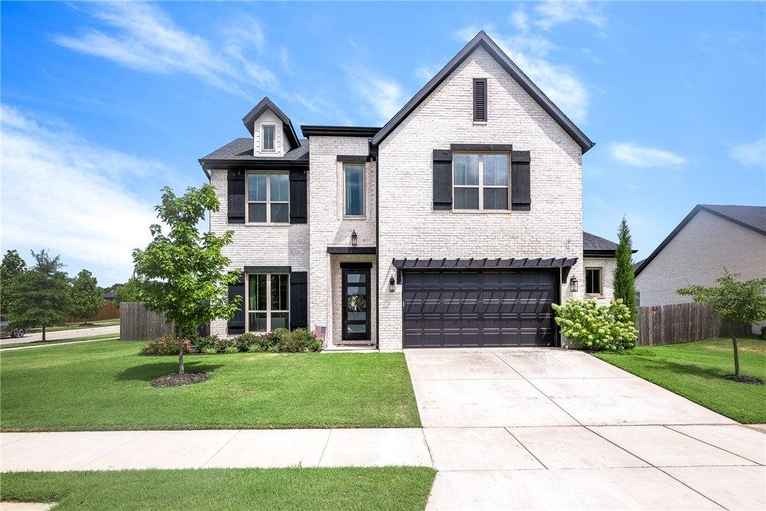 W Violet St, Fayetteville, AR 72704