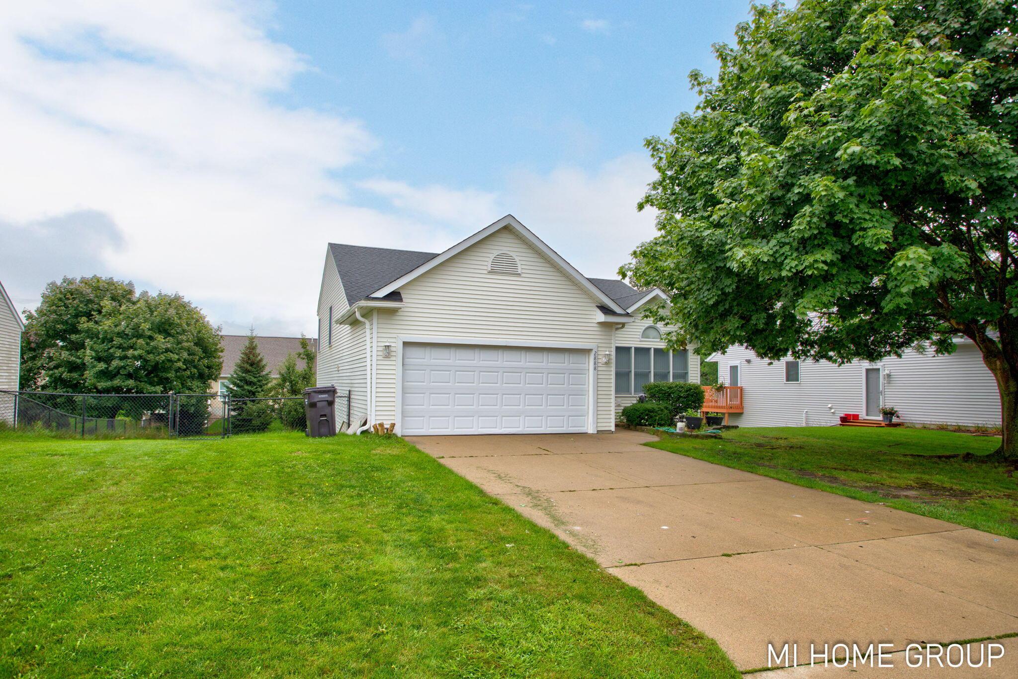 Riley Ridge Rd, Holland, MI 49424