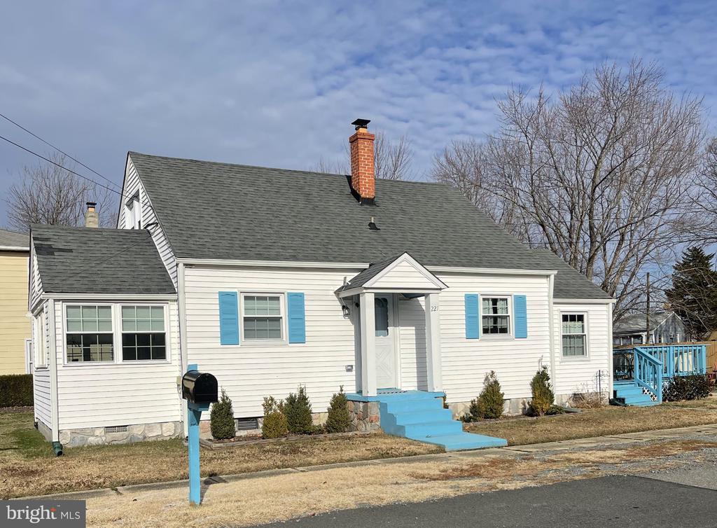 Madison St, Colonial Beach, VA 22443