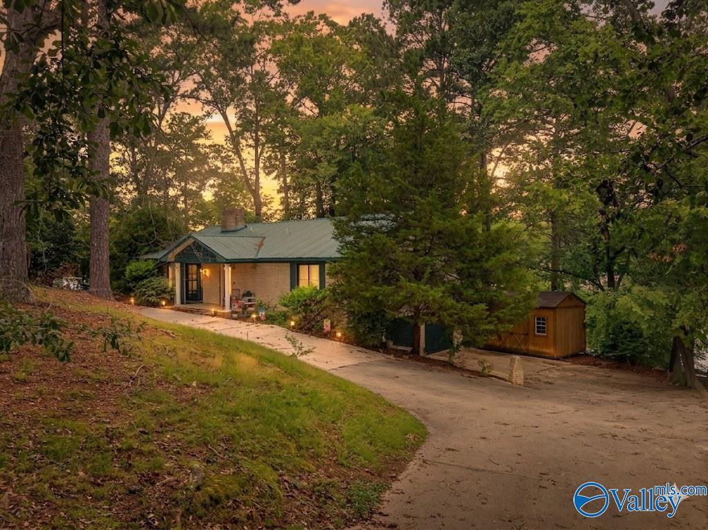 Leota Lake Dr N, Gadsden, AL 35907