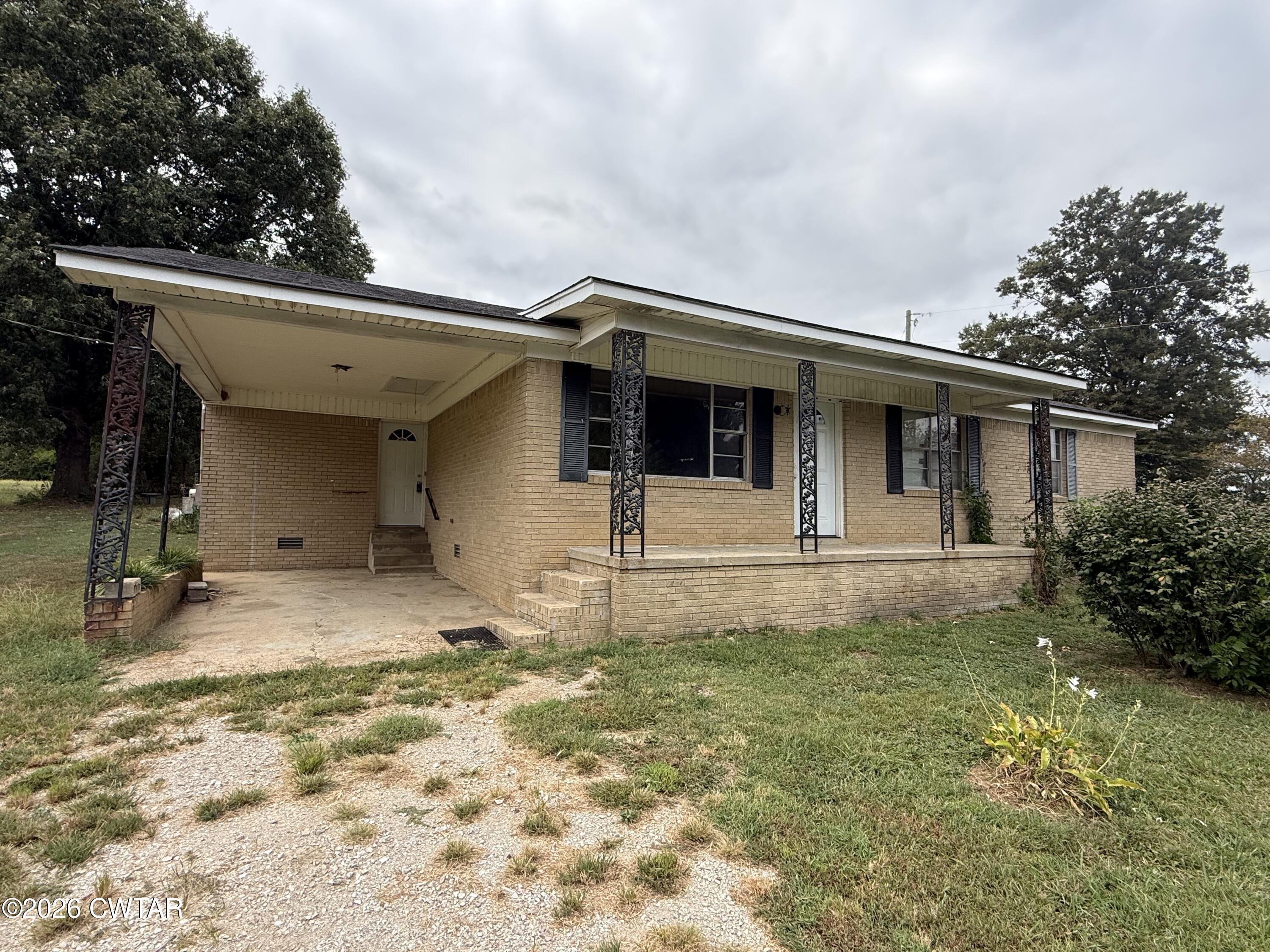 Covington Rd, Bells, TN 38006