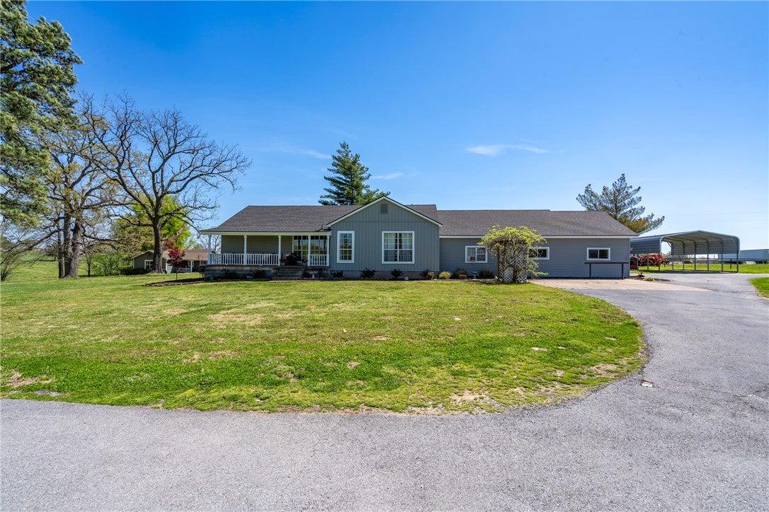 Nokes Farm Rd, Siloam Springs, AR 72761