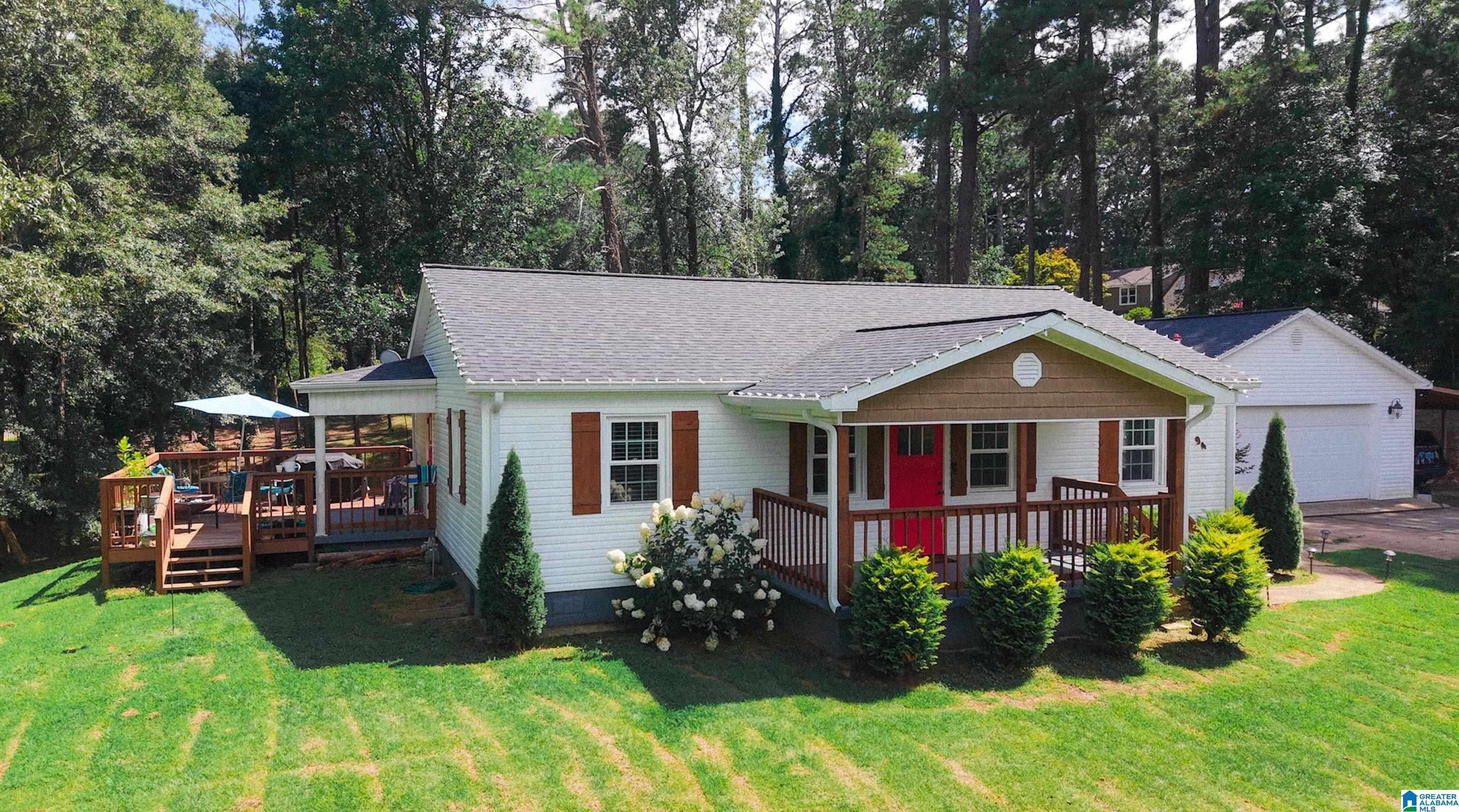 Webb Dr, Heflin, AL 36264