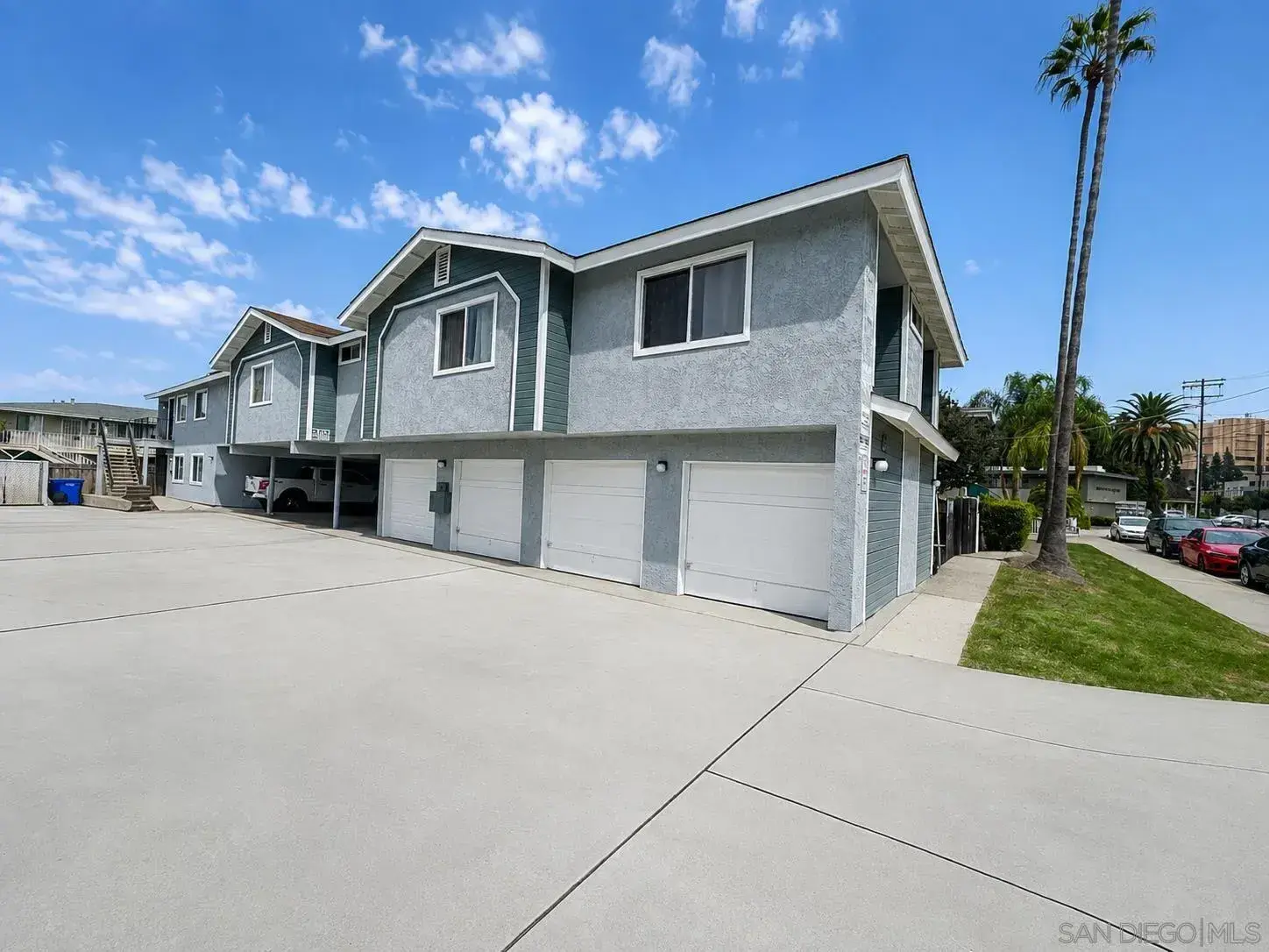W Park Ave, El Cajon, CA 92020