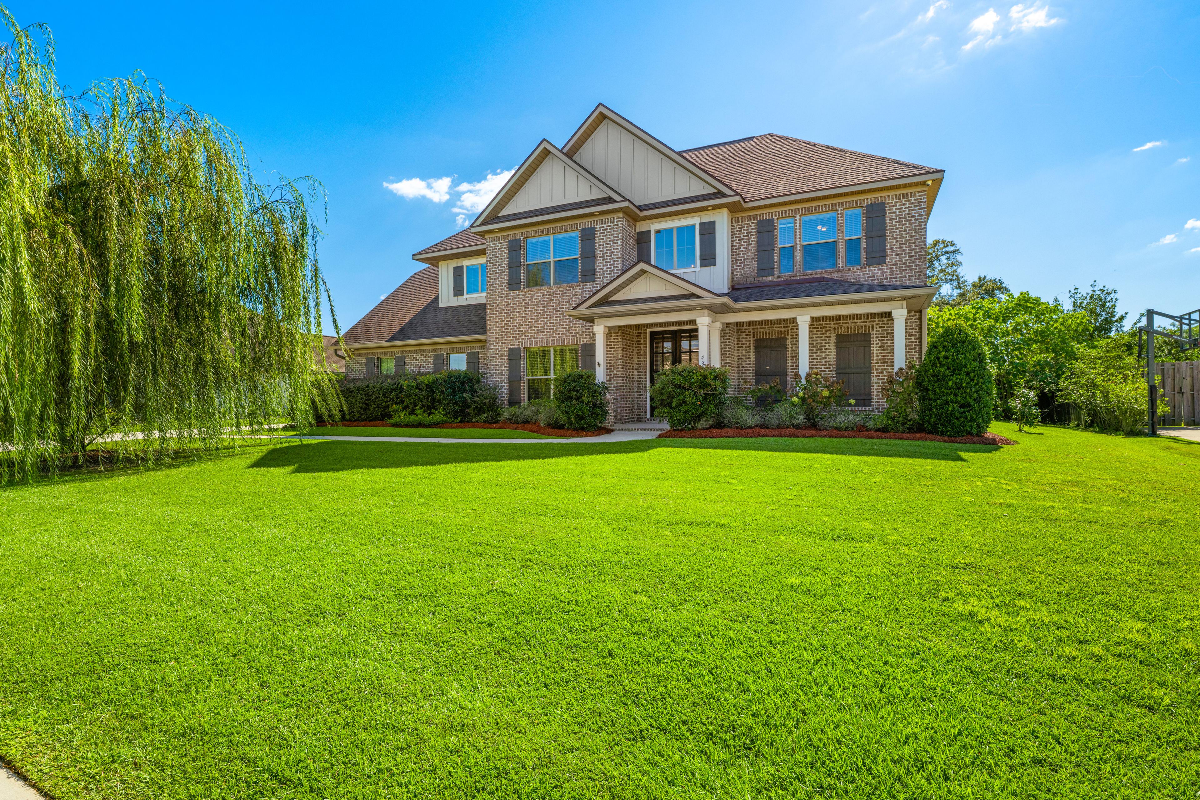 Fortune Dr, Fairhope, AL 36532