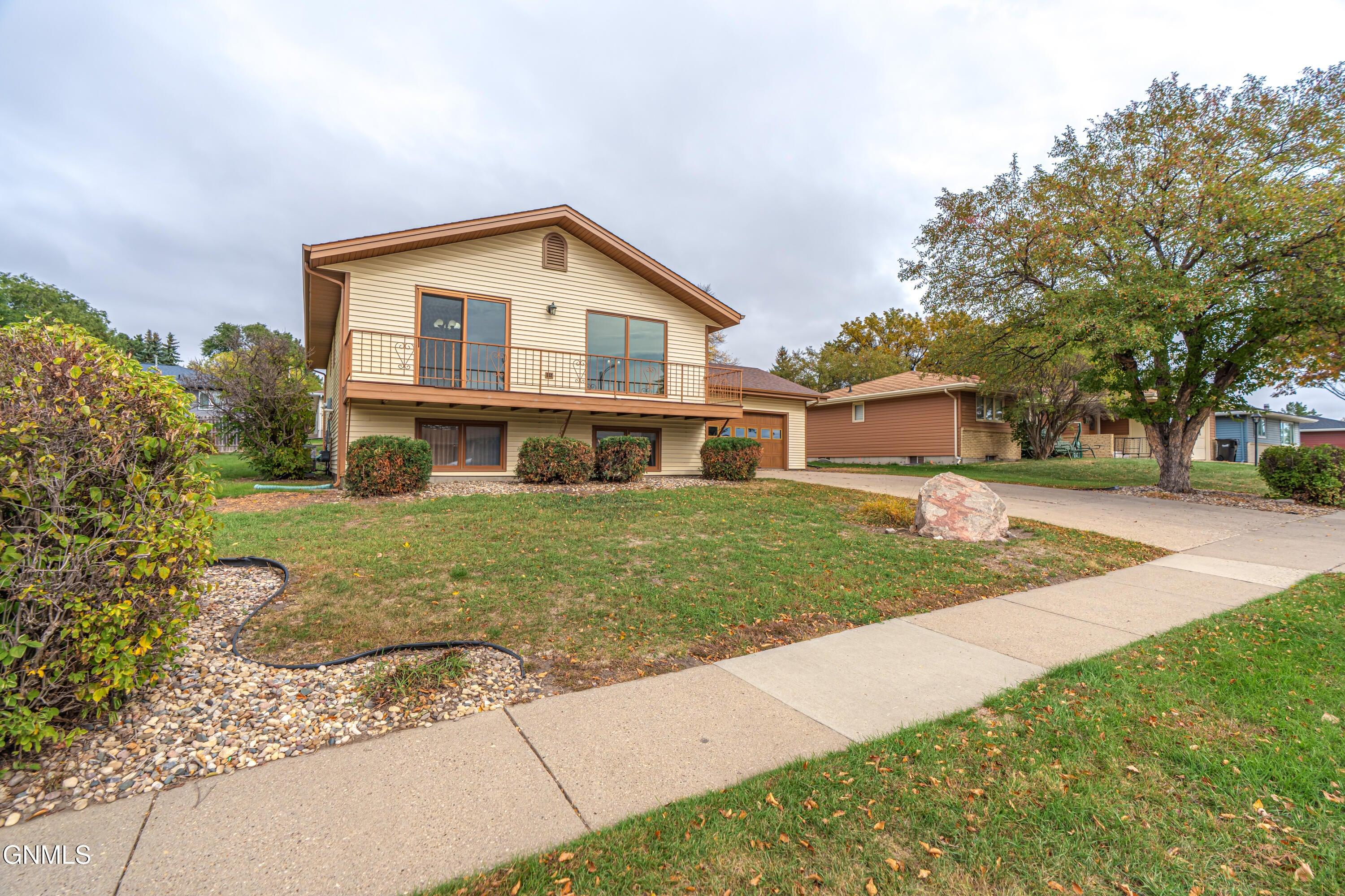 W Interstate Ave, Bismarck, ND 58503