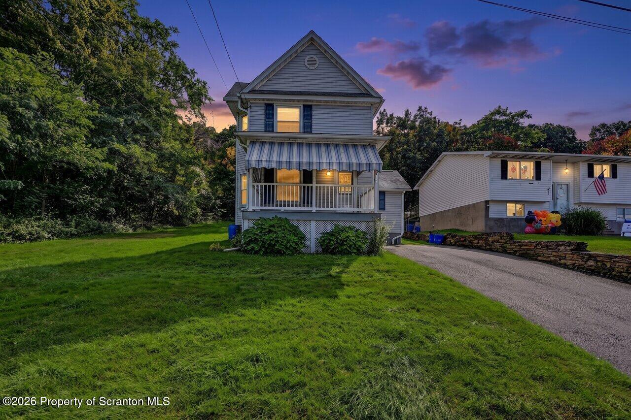 Moltke Ave, Scranton, PA 18505
