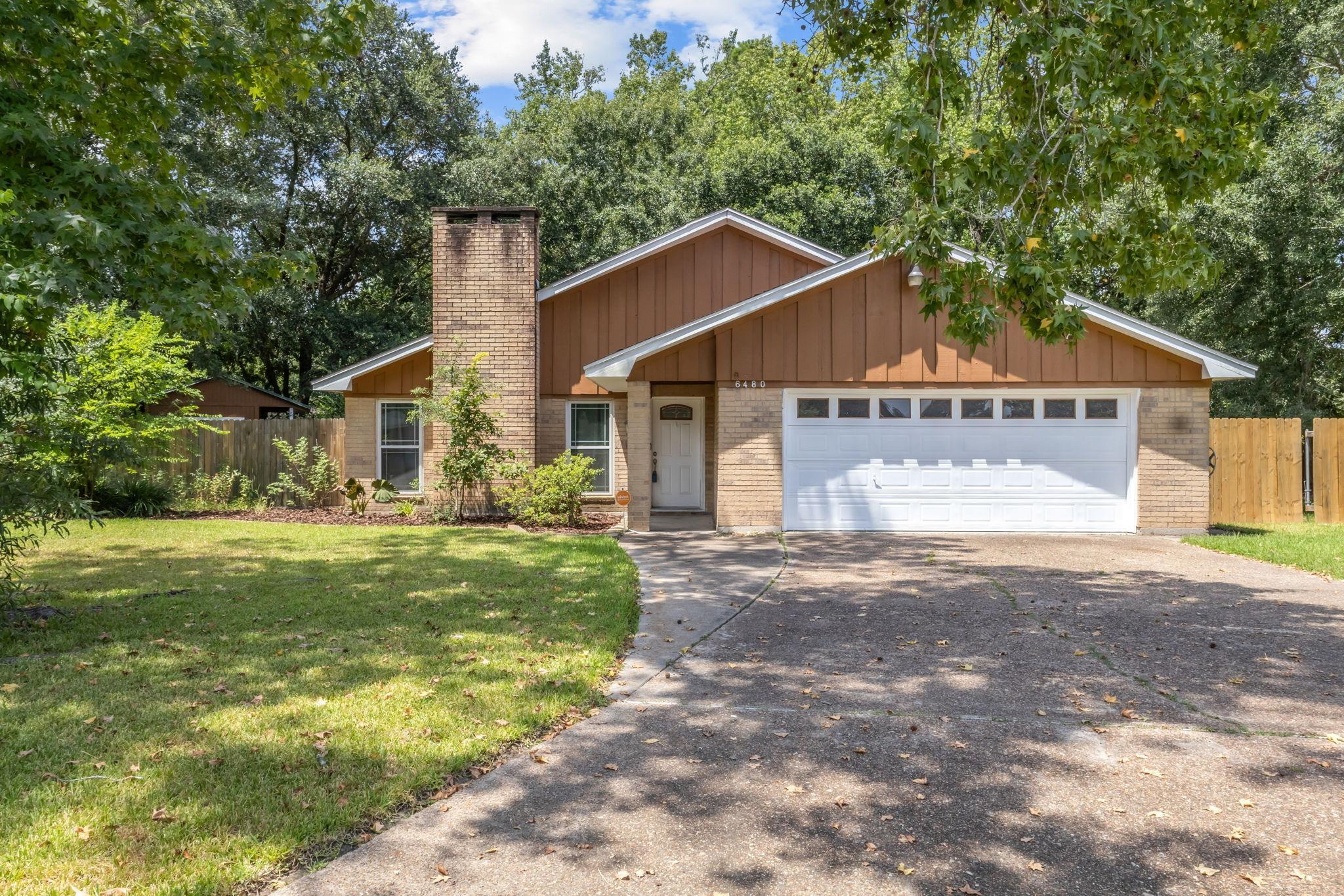 Dakota St, Beaumont, TX 77708