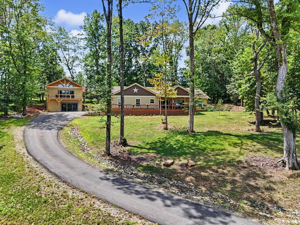 Oxford Trl, Blairsville, GA 30512