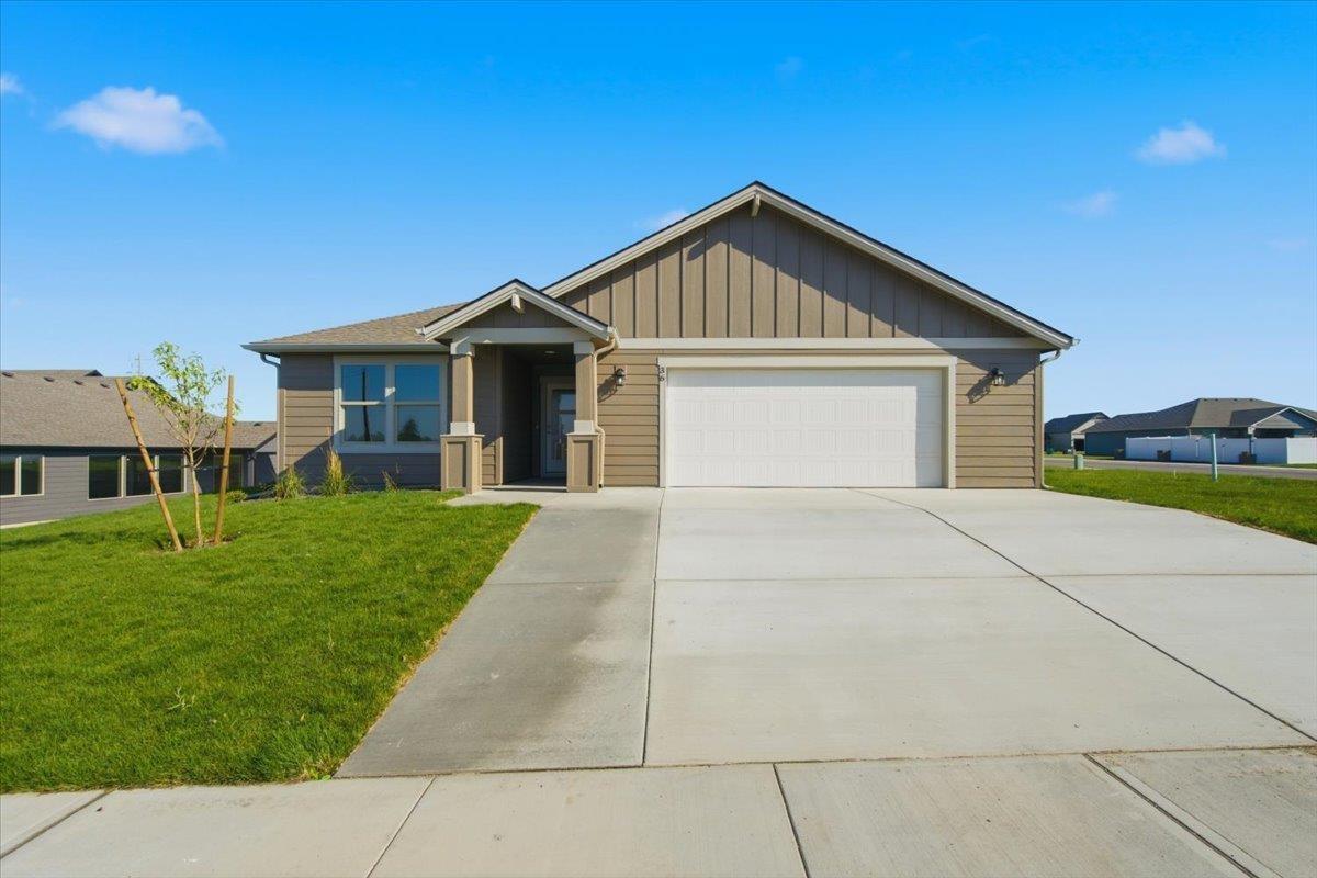 W 12th St, Deer Park, WA 99006
