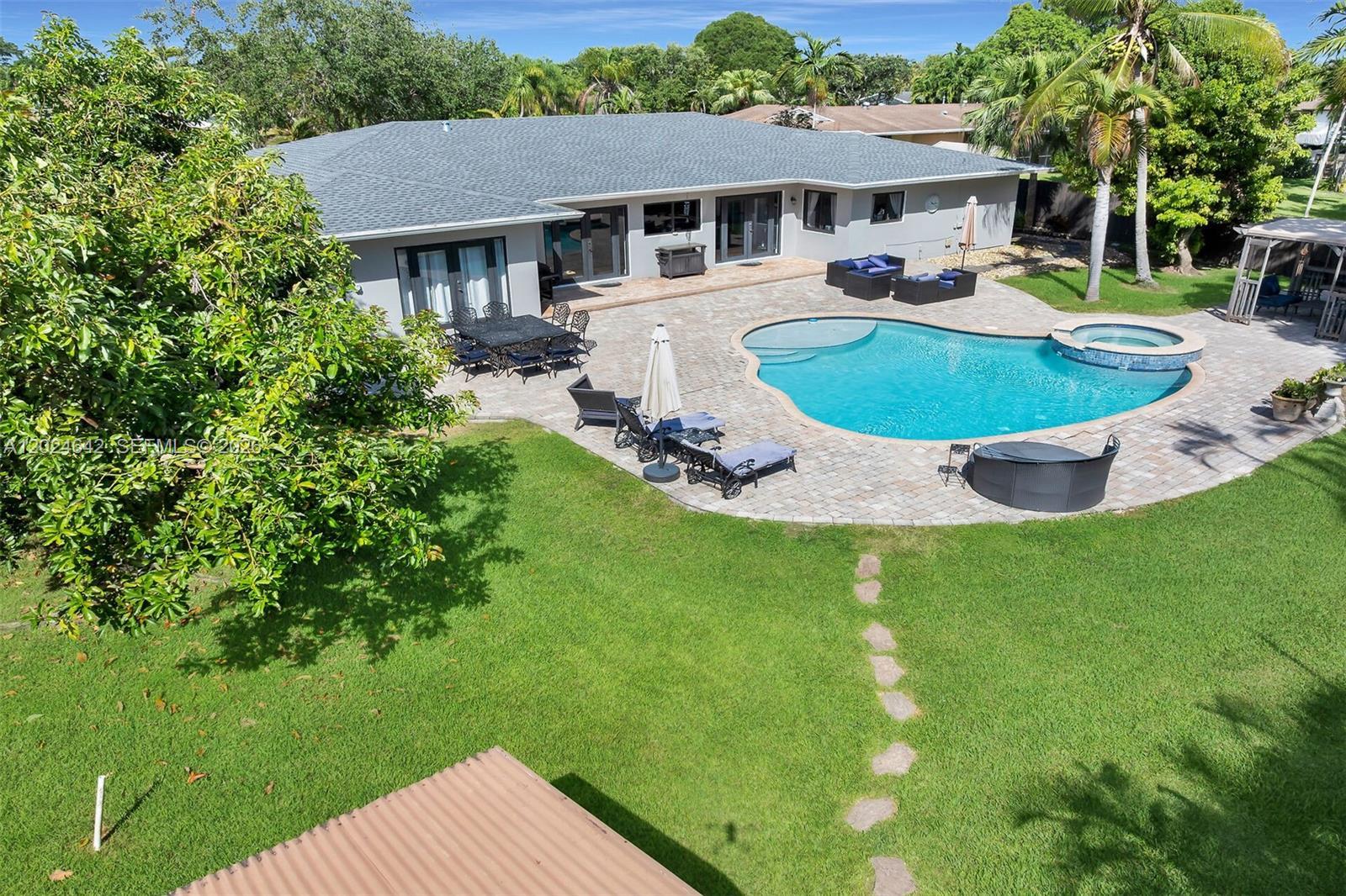 Sw 185th Ter, Cutler Bay, FL 33157
