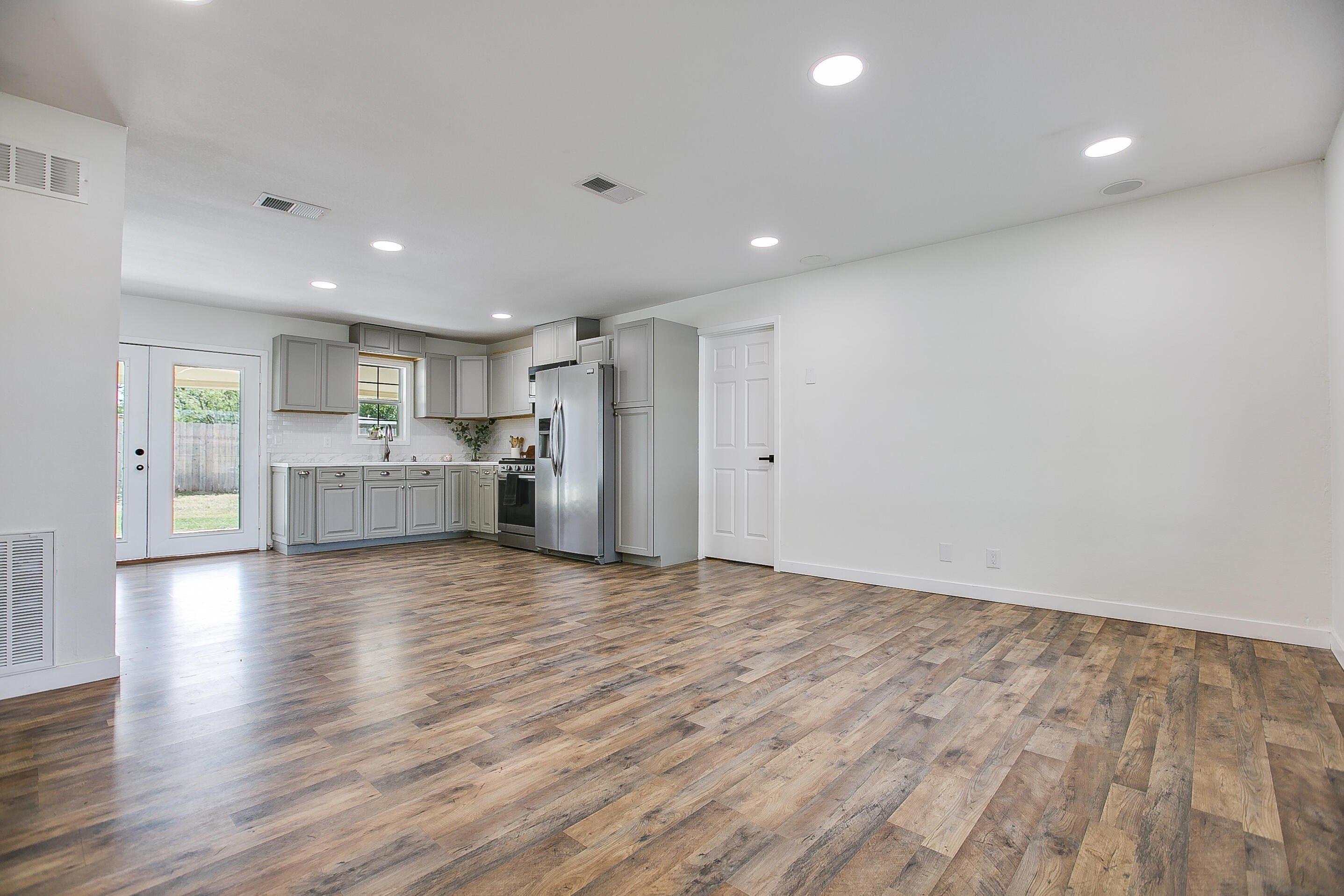 Maryland St, San Angelo, TX 76905
