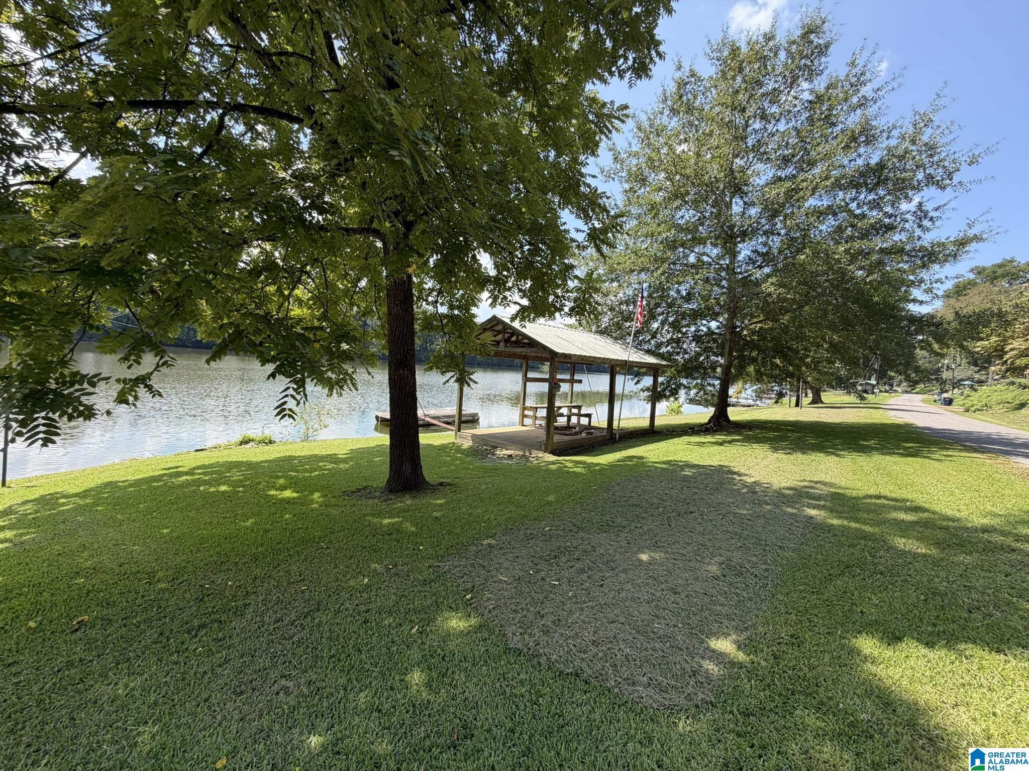 Cherokee Dr, Ragland, AL 35131