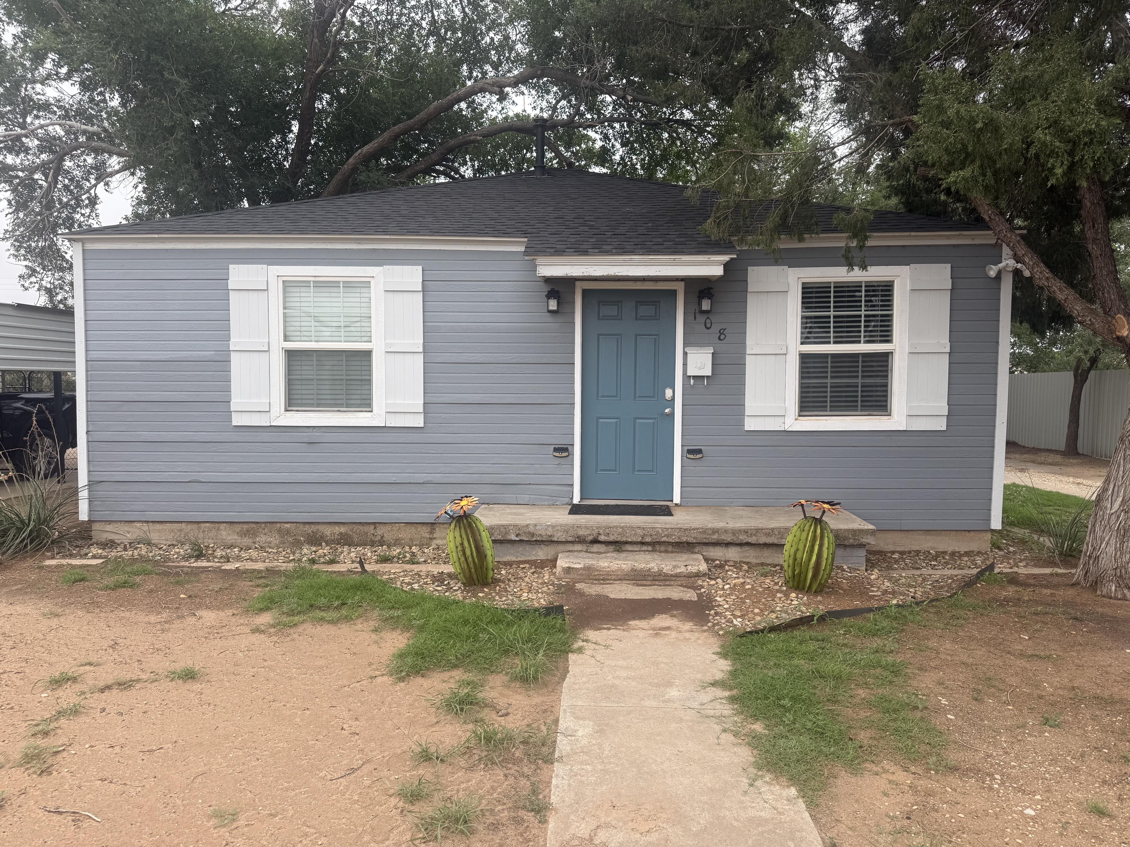 Cactus Dr, Levelland, TX 79336